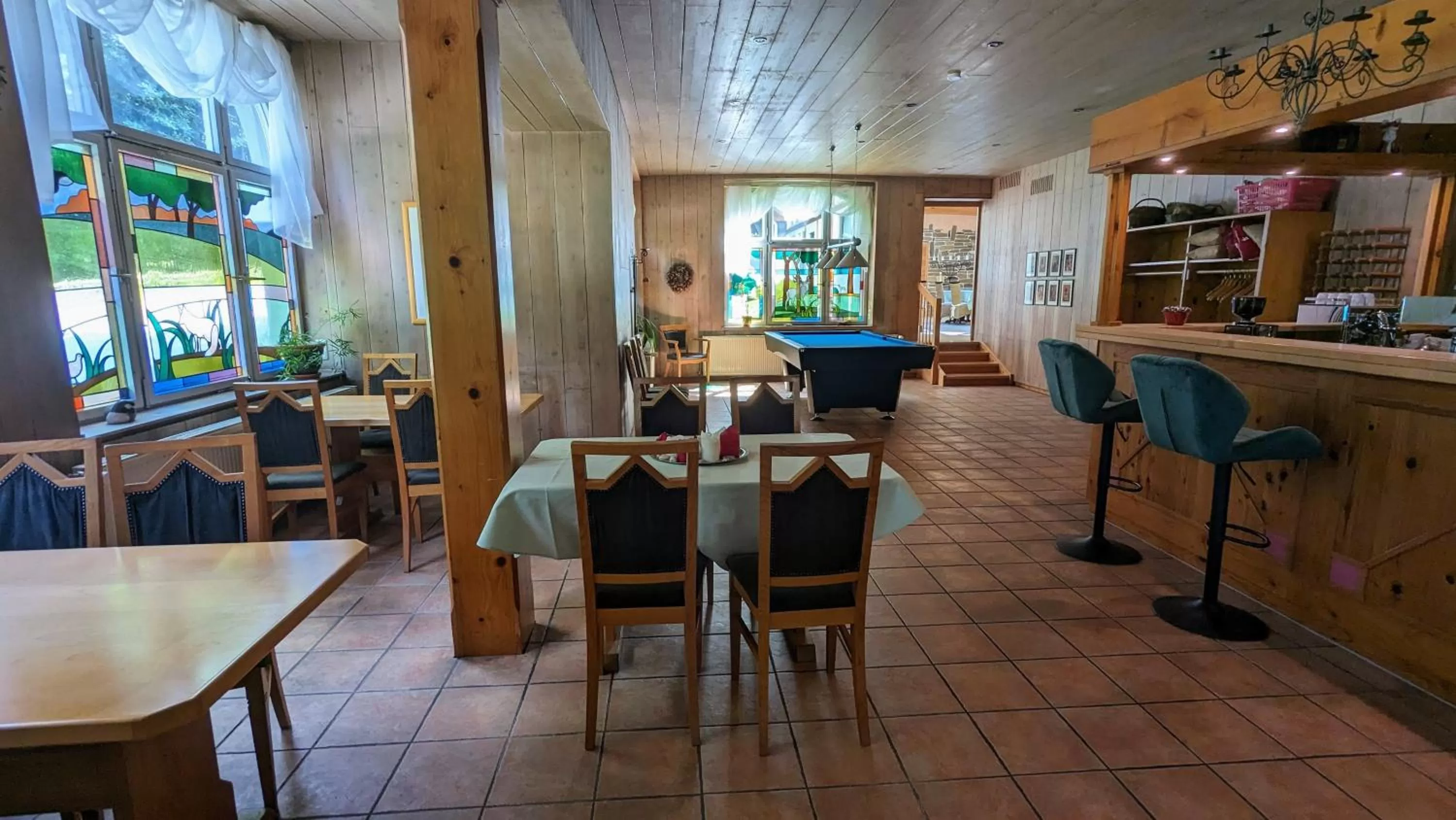Banquet/Function facilities, Restaurant/Places to Eat in Naturhotel Forsthaus