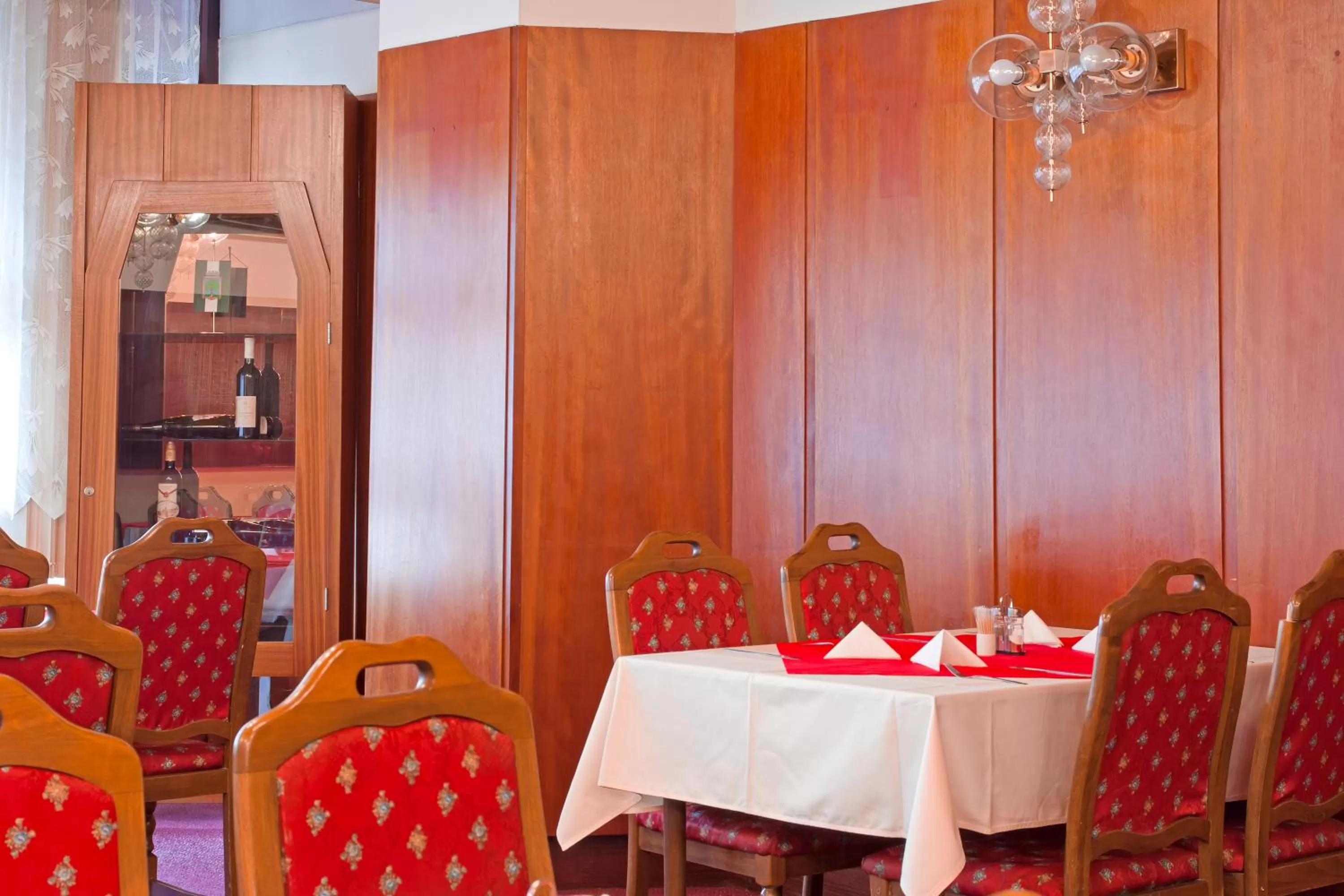 Restaurant/places to eat in Hotel Merkur - Jablonec nad Nisou