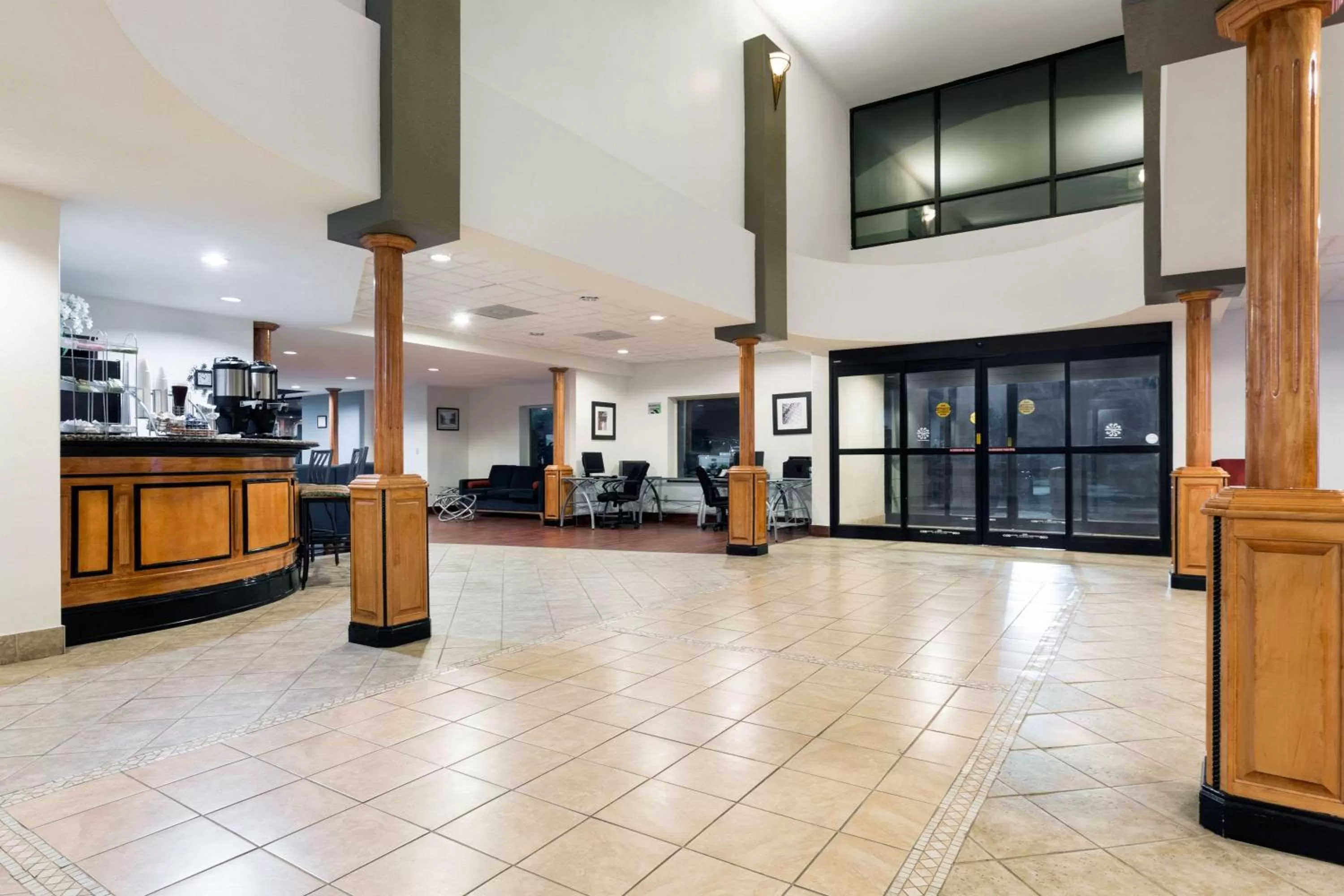 Lobby or reception in Wingate by Wyndham Athens GA