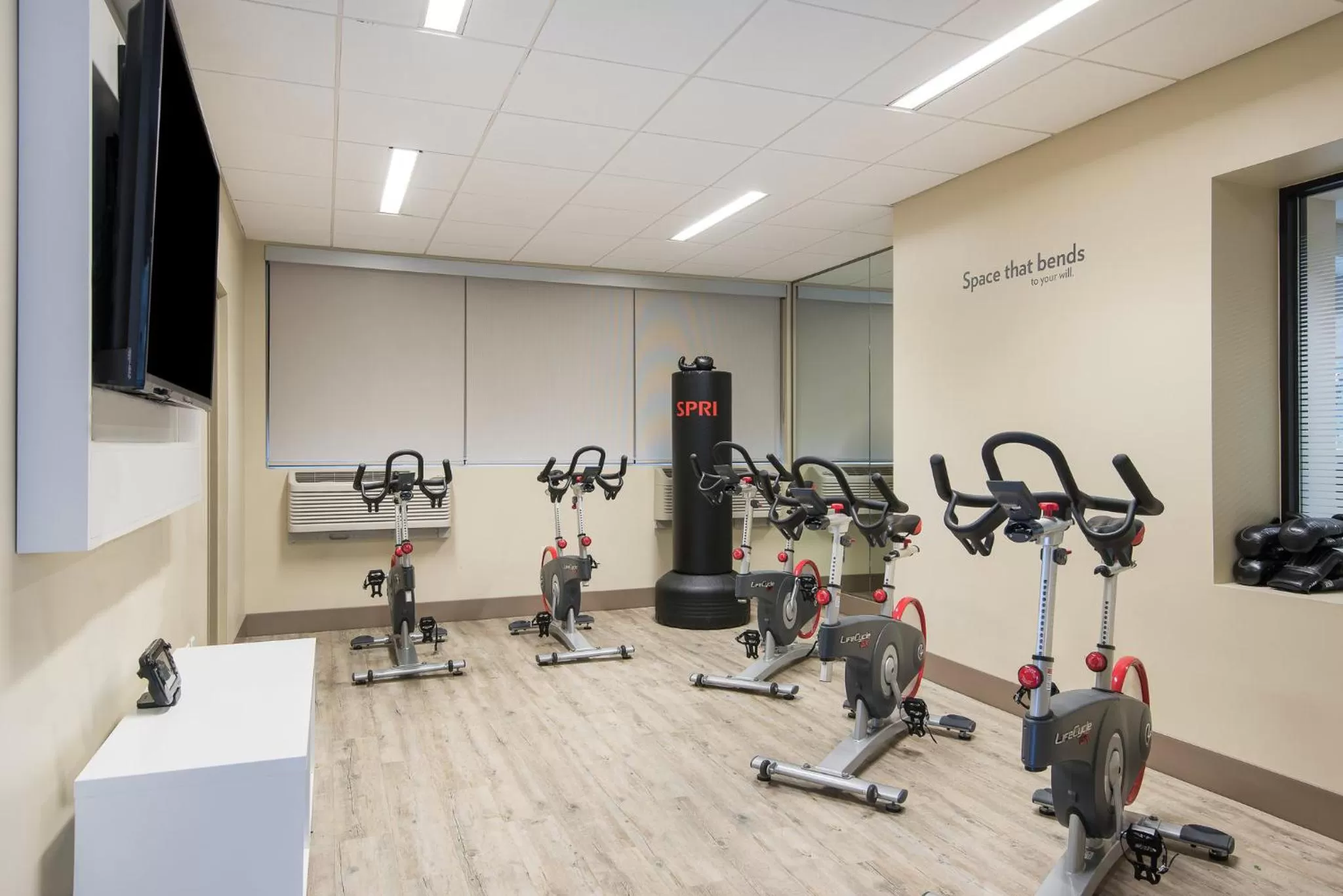 Fitness centre/facilities in EVEN Hotel Norwalk by IHG