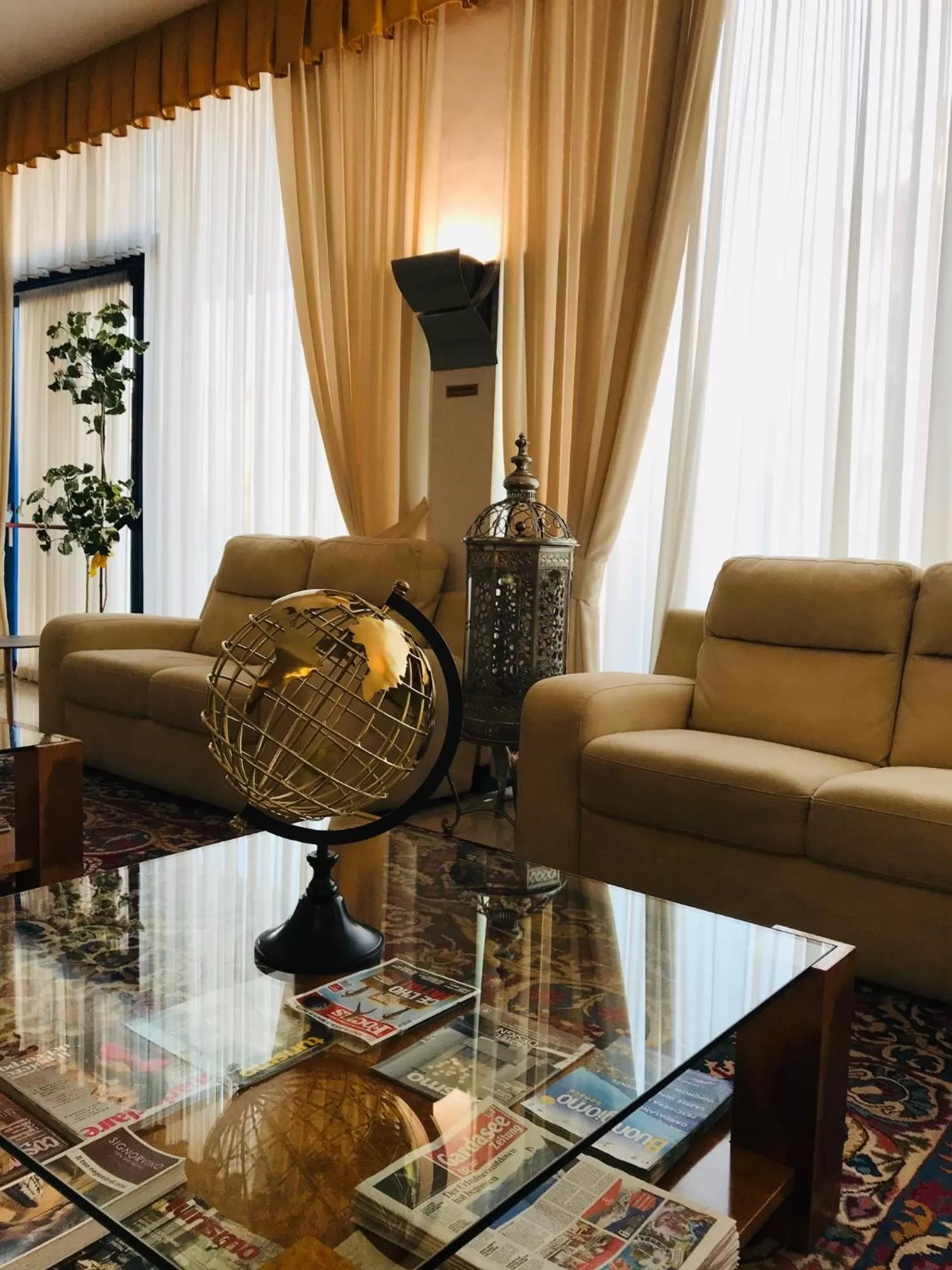 Lobby or reception in Hotel Krystal