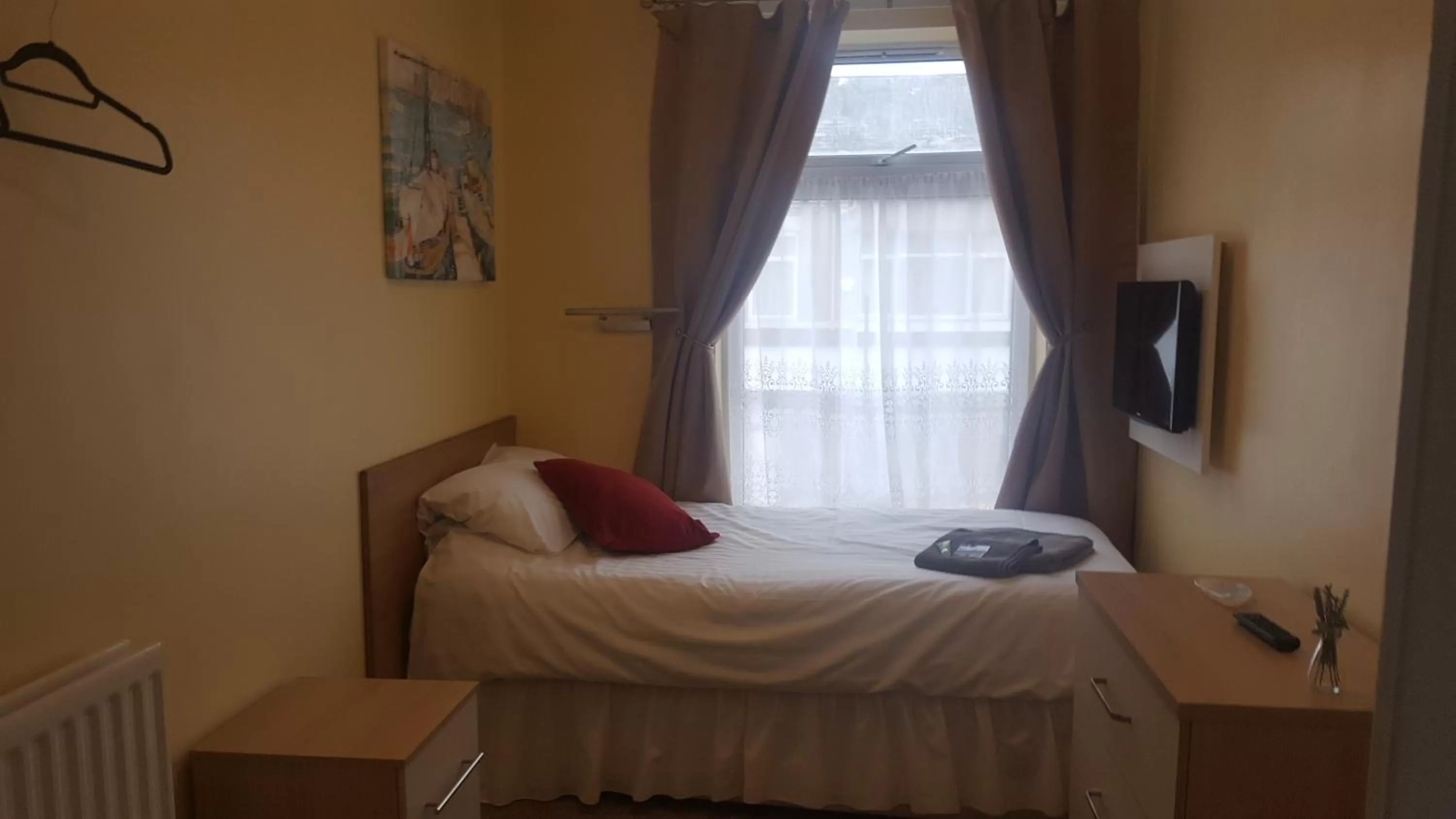 Bed in The Beacon Hotel