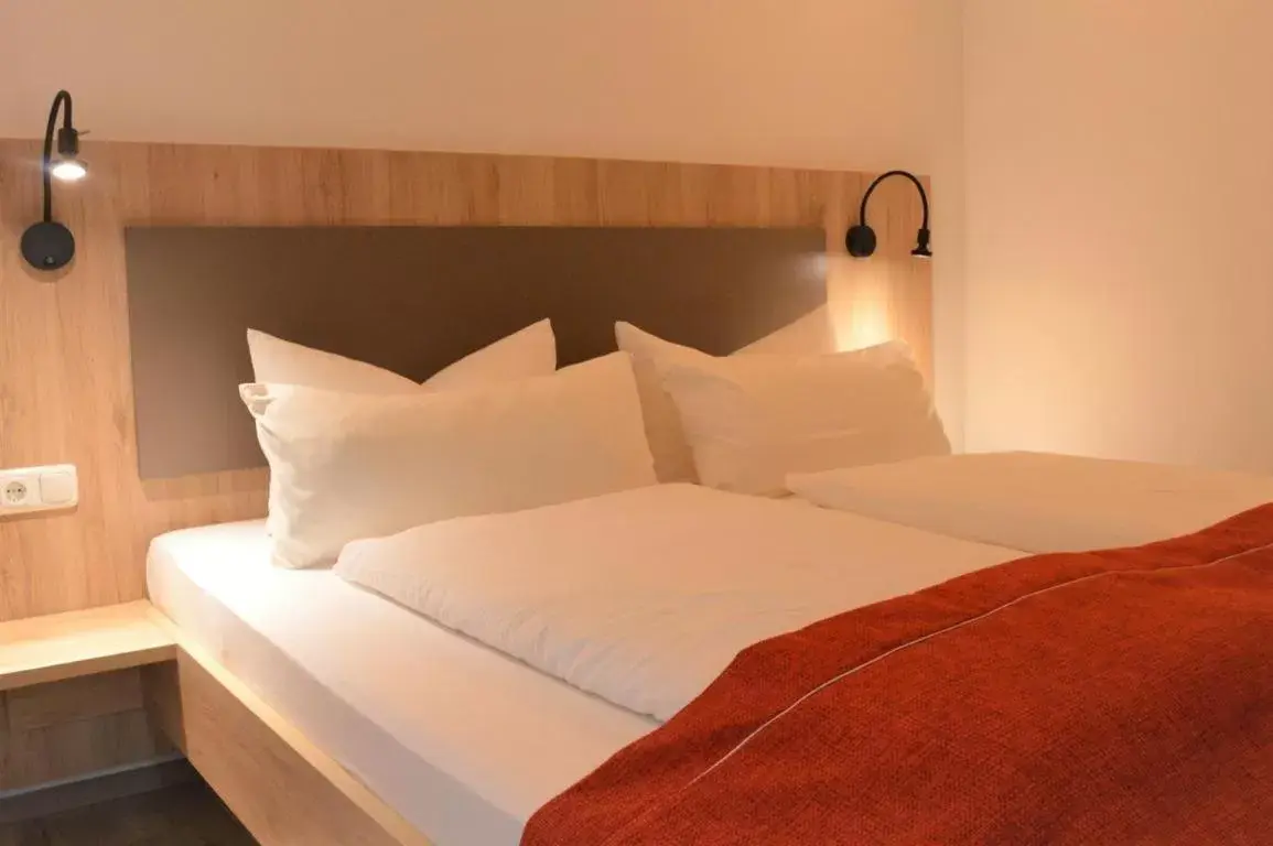 Deluxe Double Room in Gästehaus Bühler Deluxe Double Room in Gästehaus Bühler