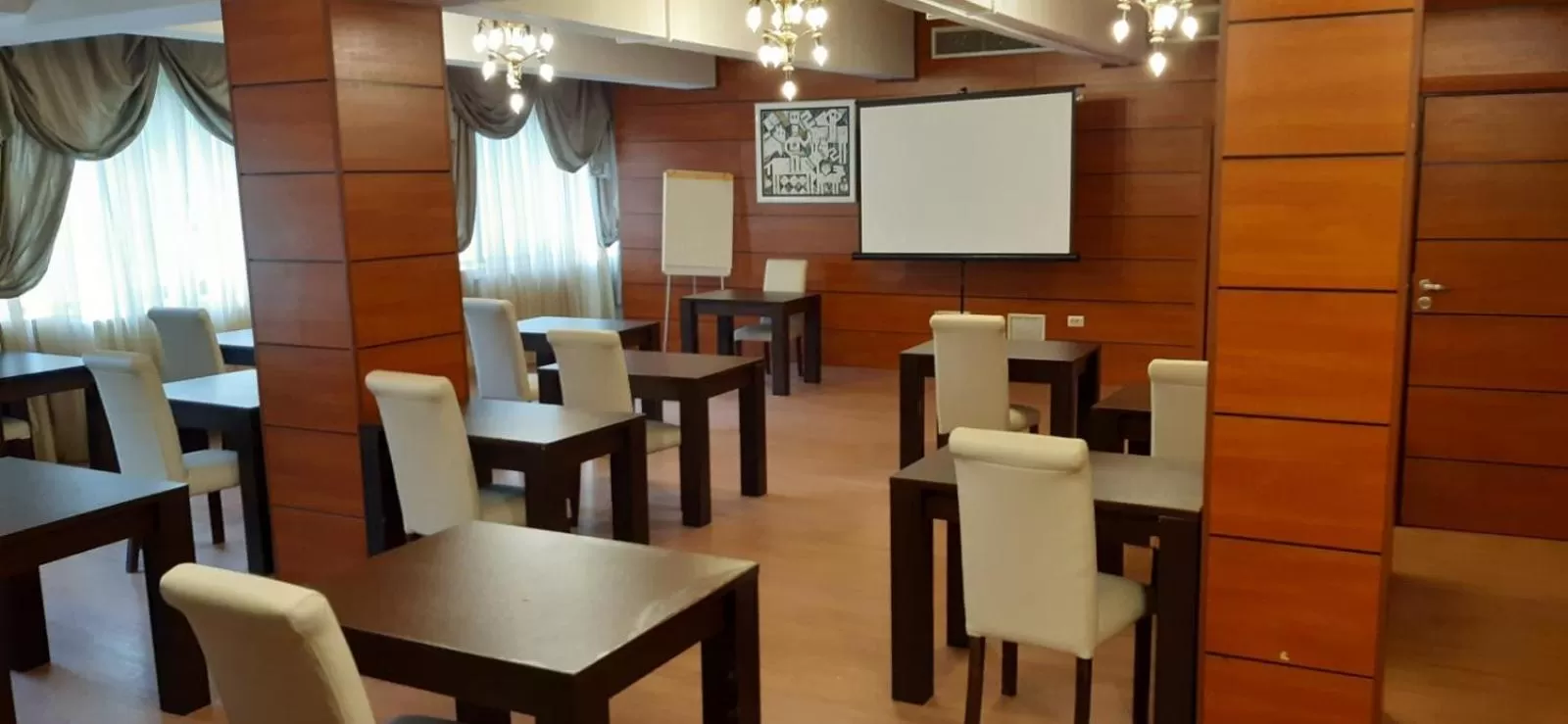 Meeting/conference room, Restaurant/Places to Eat in Spa Hotel Kleptuza