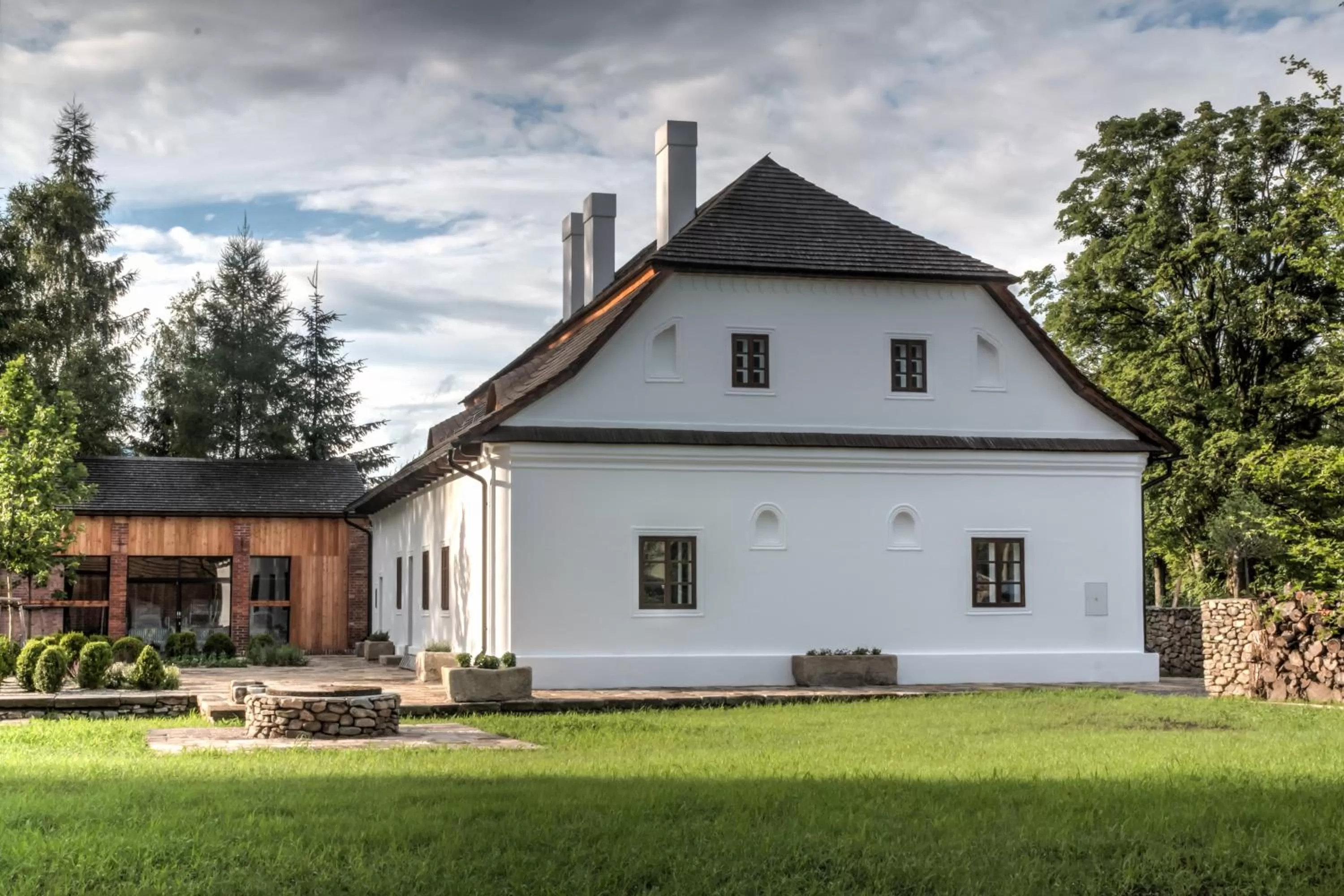 Patio, Property Building in Boutique hotel Mezi plutky