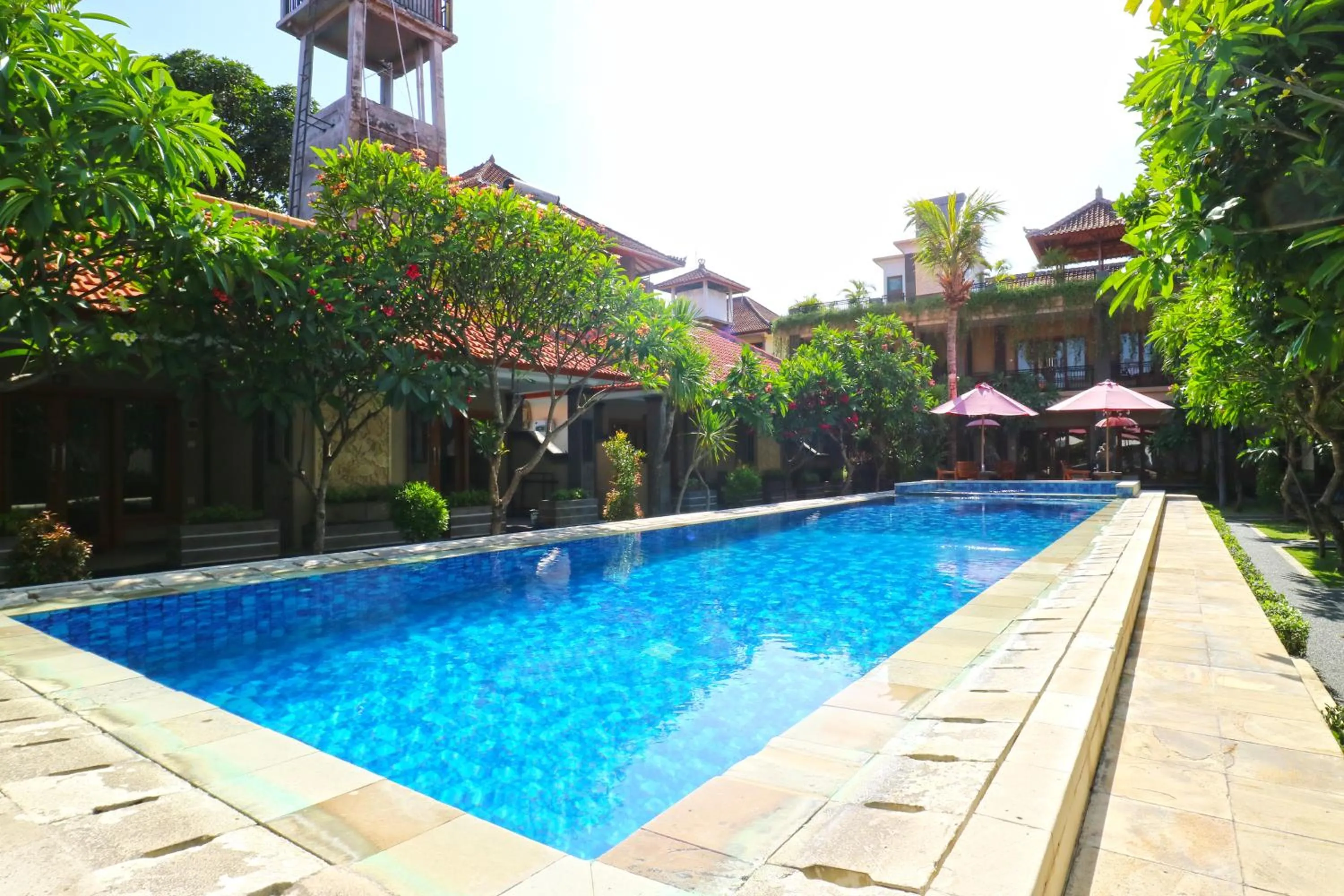 Swimming pool in Gora Beach Inn