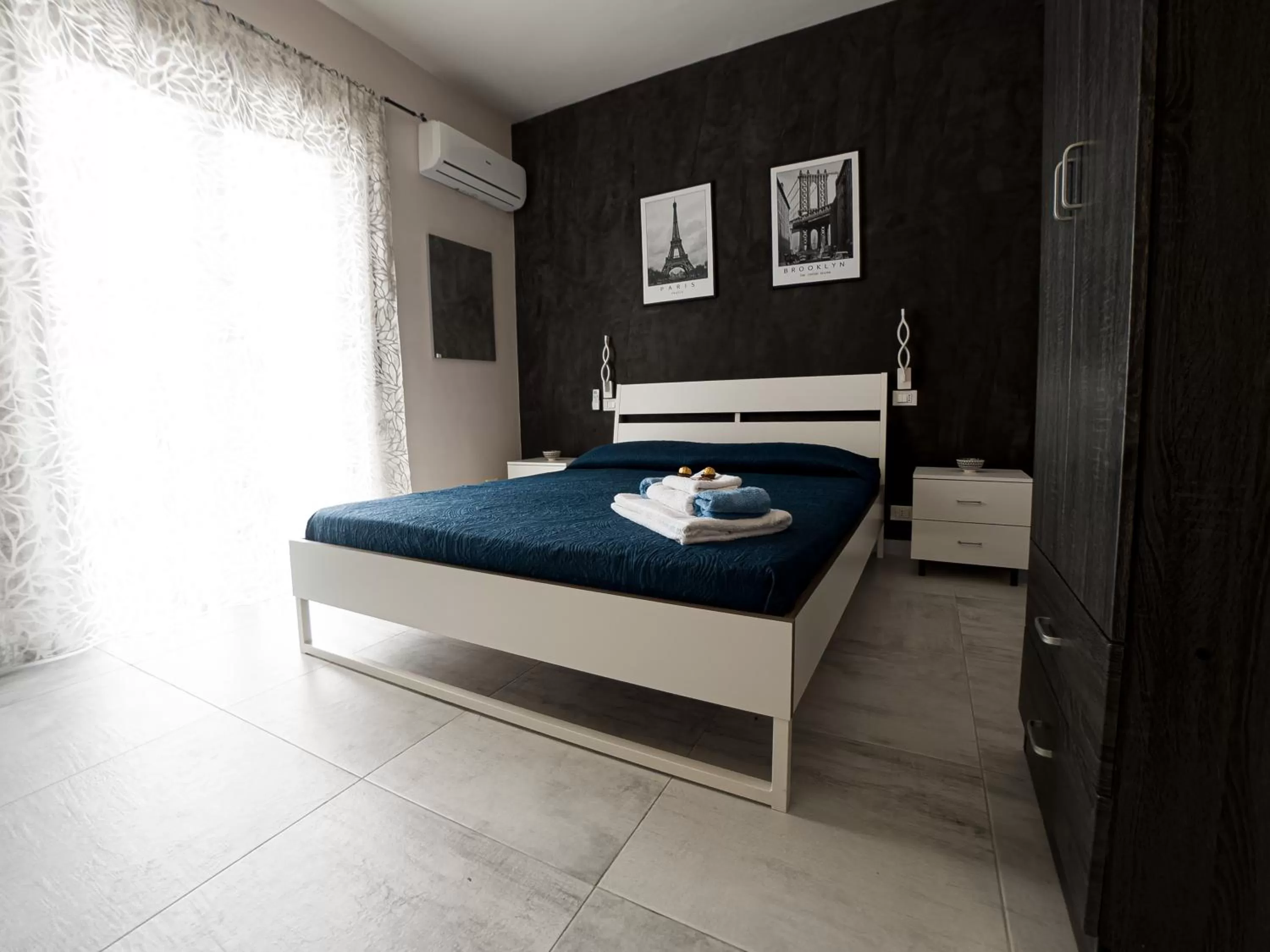 Bed in Deep Sea Residence