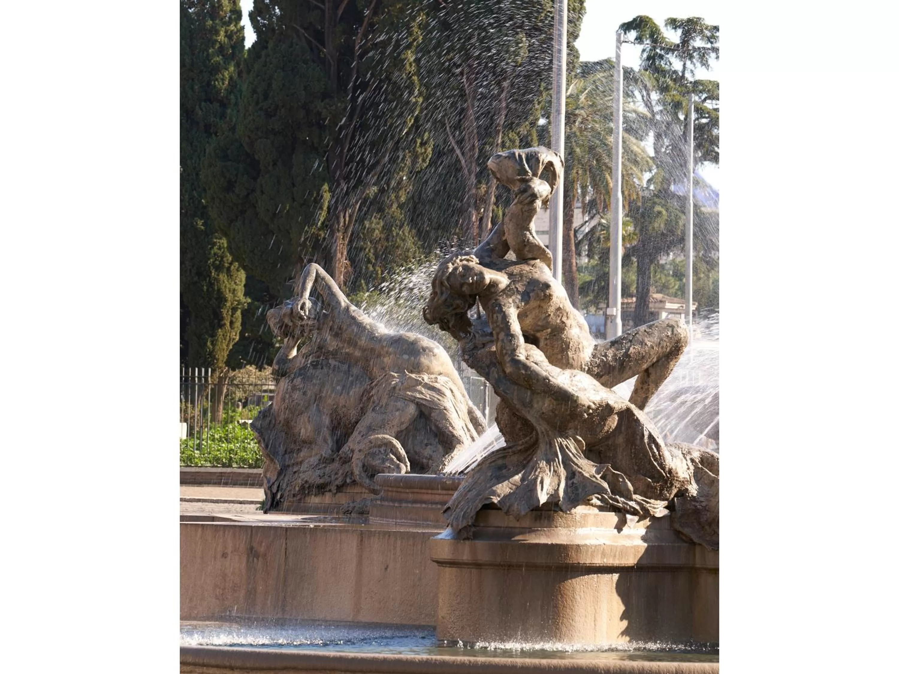 Property building in Golden Tulip Rome Piram