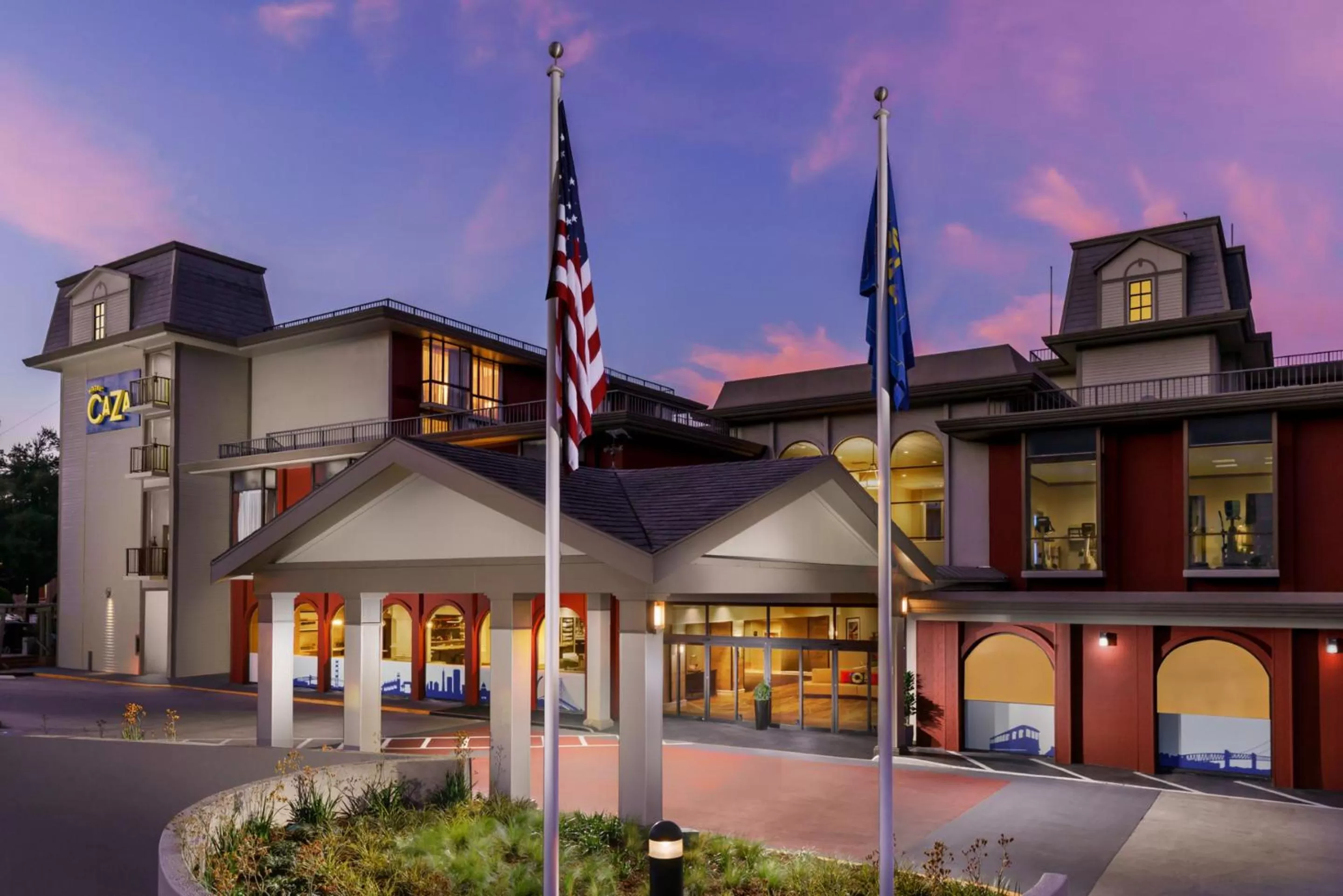 Facade/entrance in Hotel Caza Fisherman's Wharf