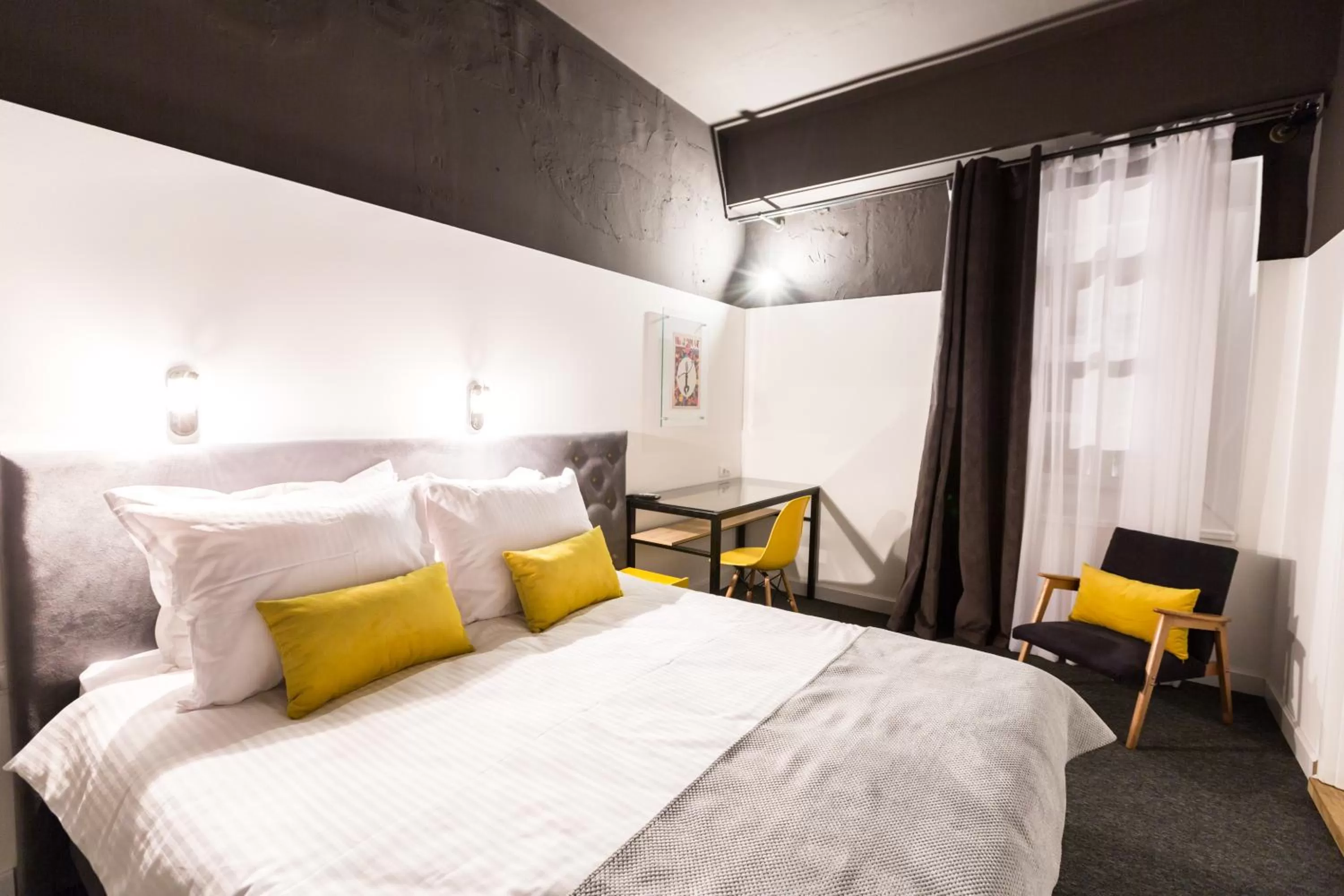 Bedroom, Bed in Hotel Bohemian Garni - Skadarlija