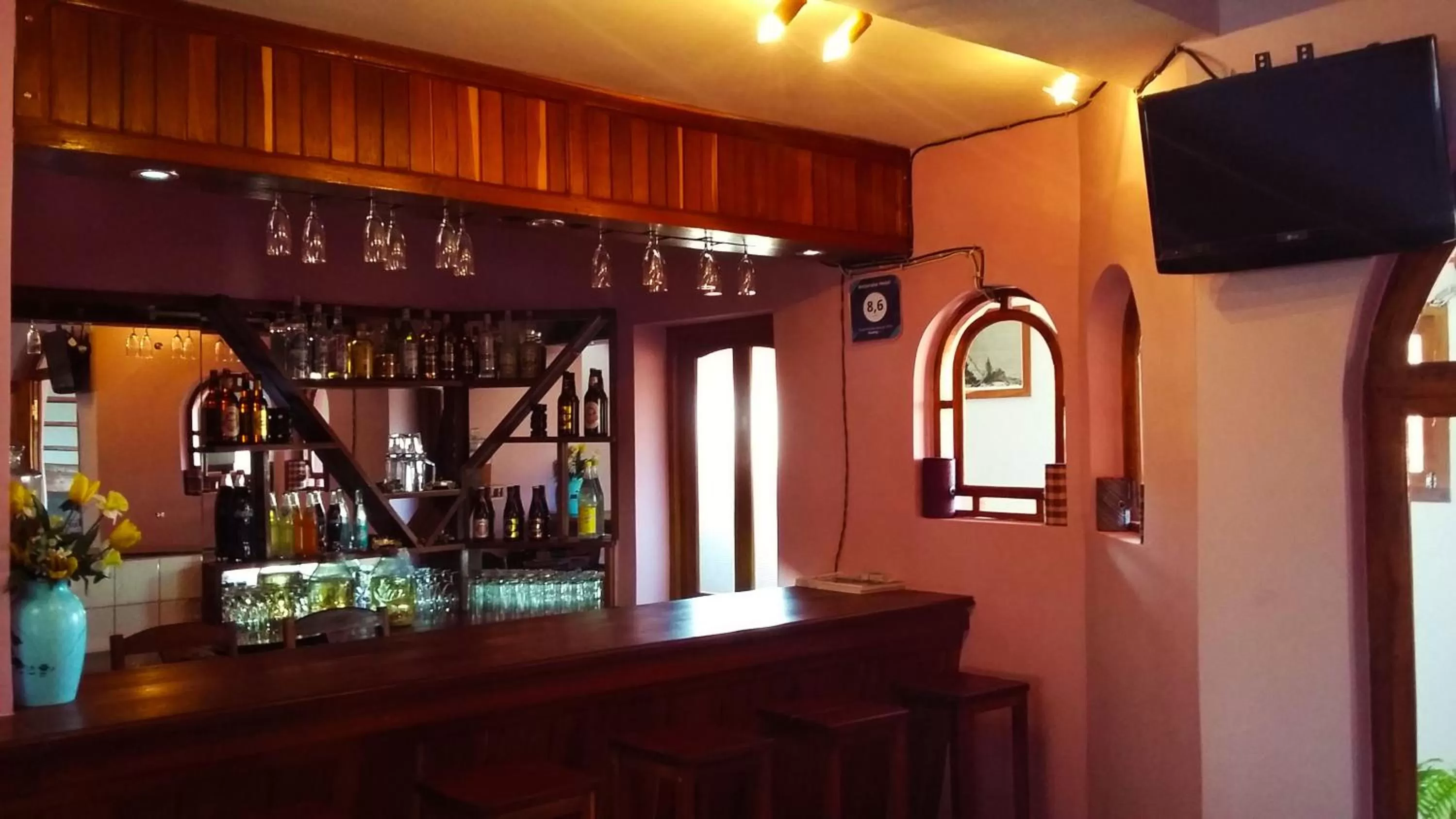 Restaurant/places to eat, Lounge/Bar in Antsirabe Hotel