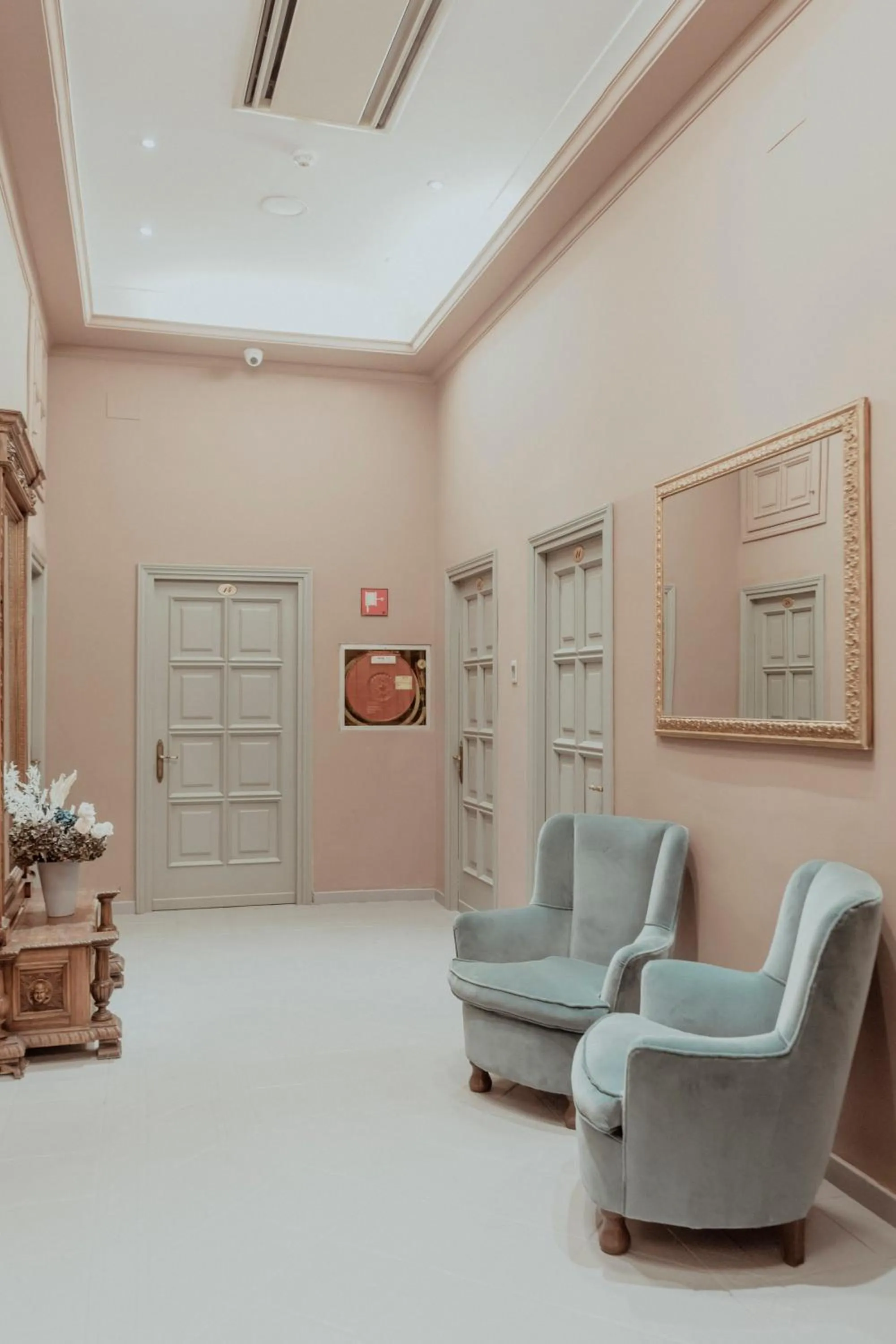 Seating area in Hotel Marisa