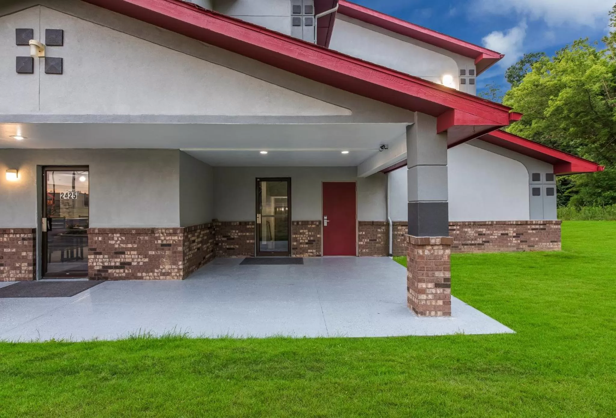 Property building in Red Roof Inn Mansfield