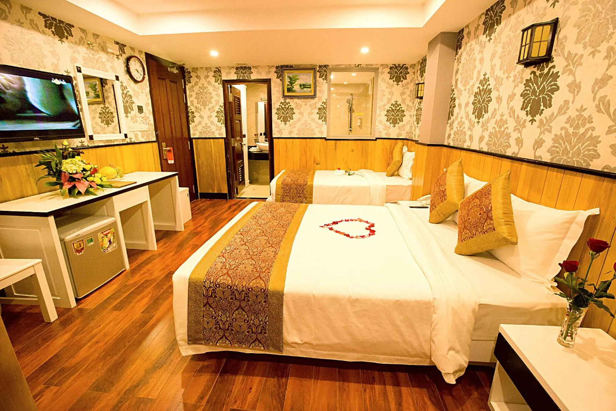 TV and multimedia, Bed in Golden Rain 2 Hotel Nha Trang Beach