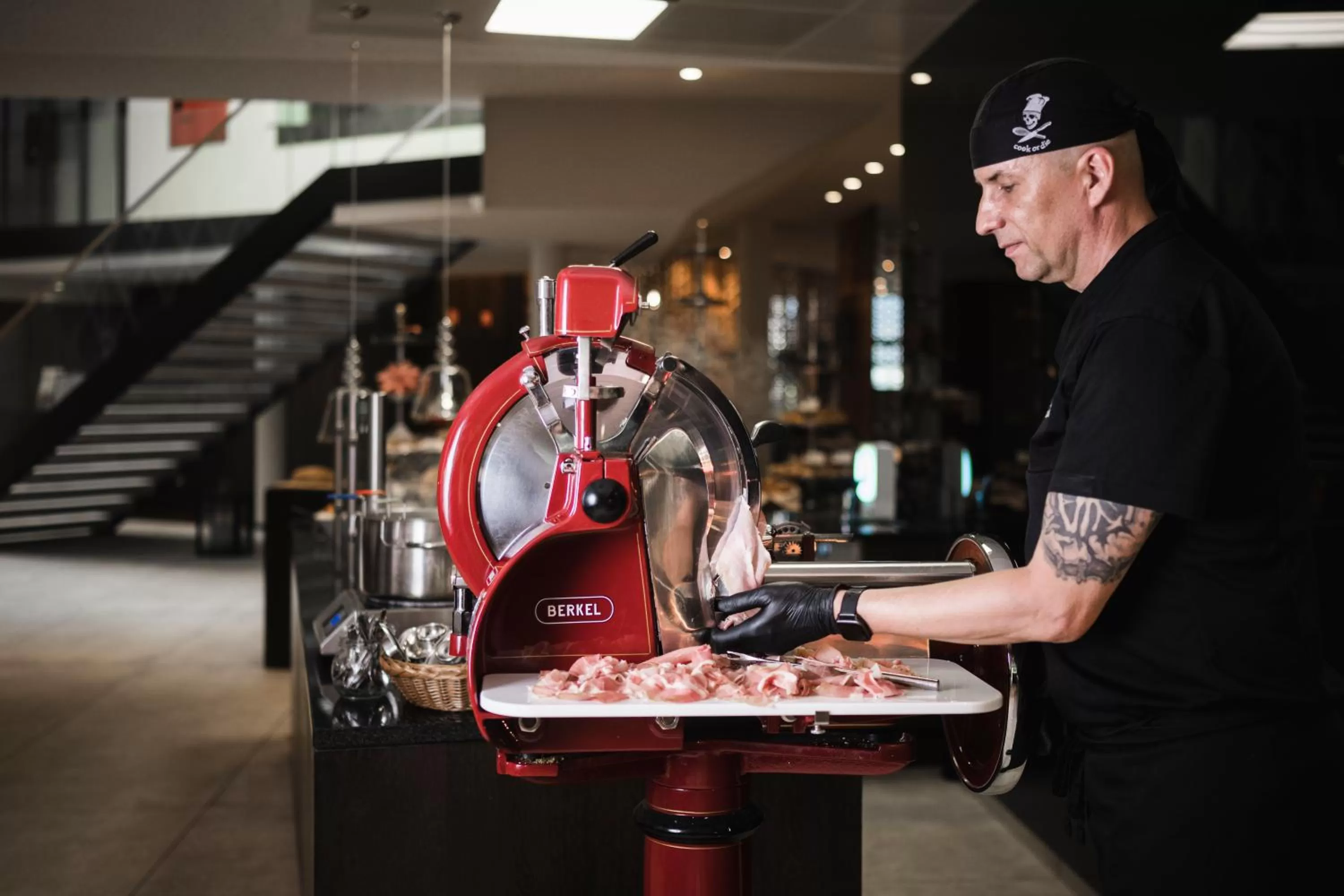 Breakfast in Hotel Rosengarten (Schenna Resort)