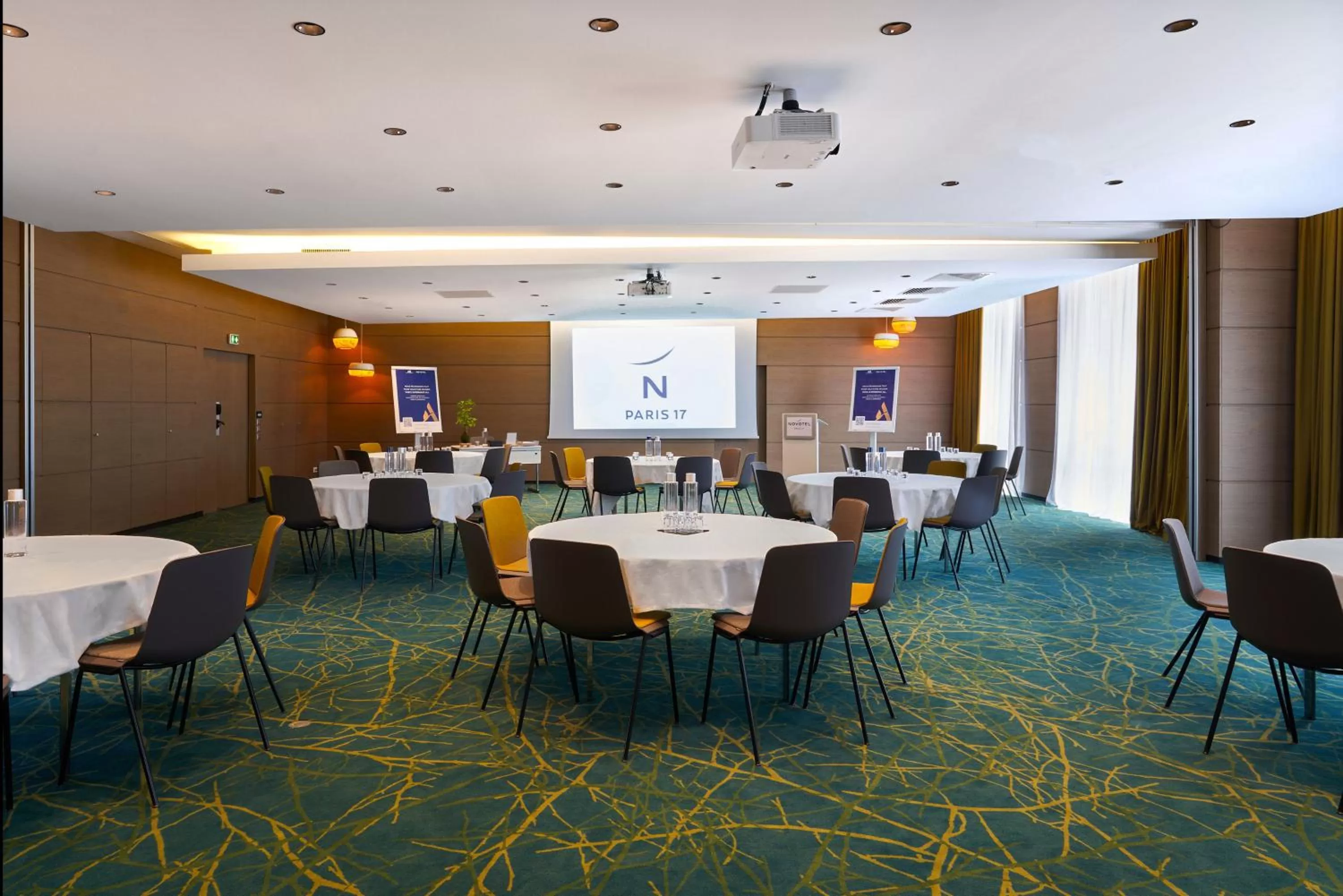 Banquet/Function facilities in Novotel Paris 17