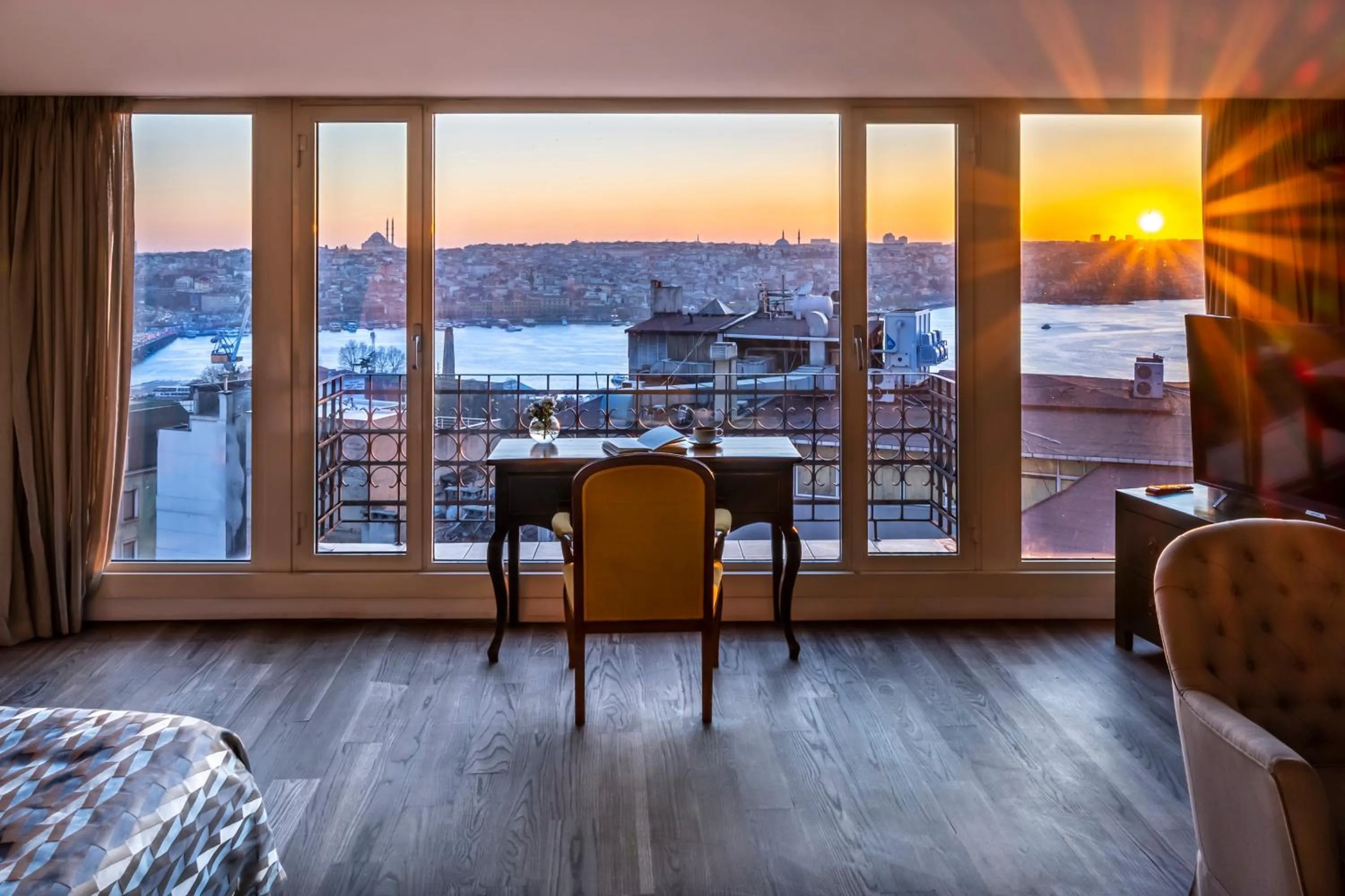 Sea view in Ansen Hotel and Suites