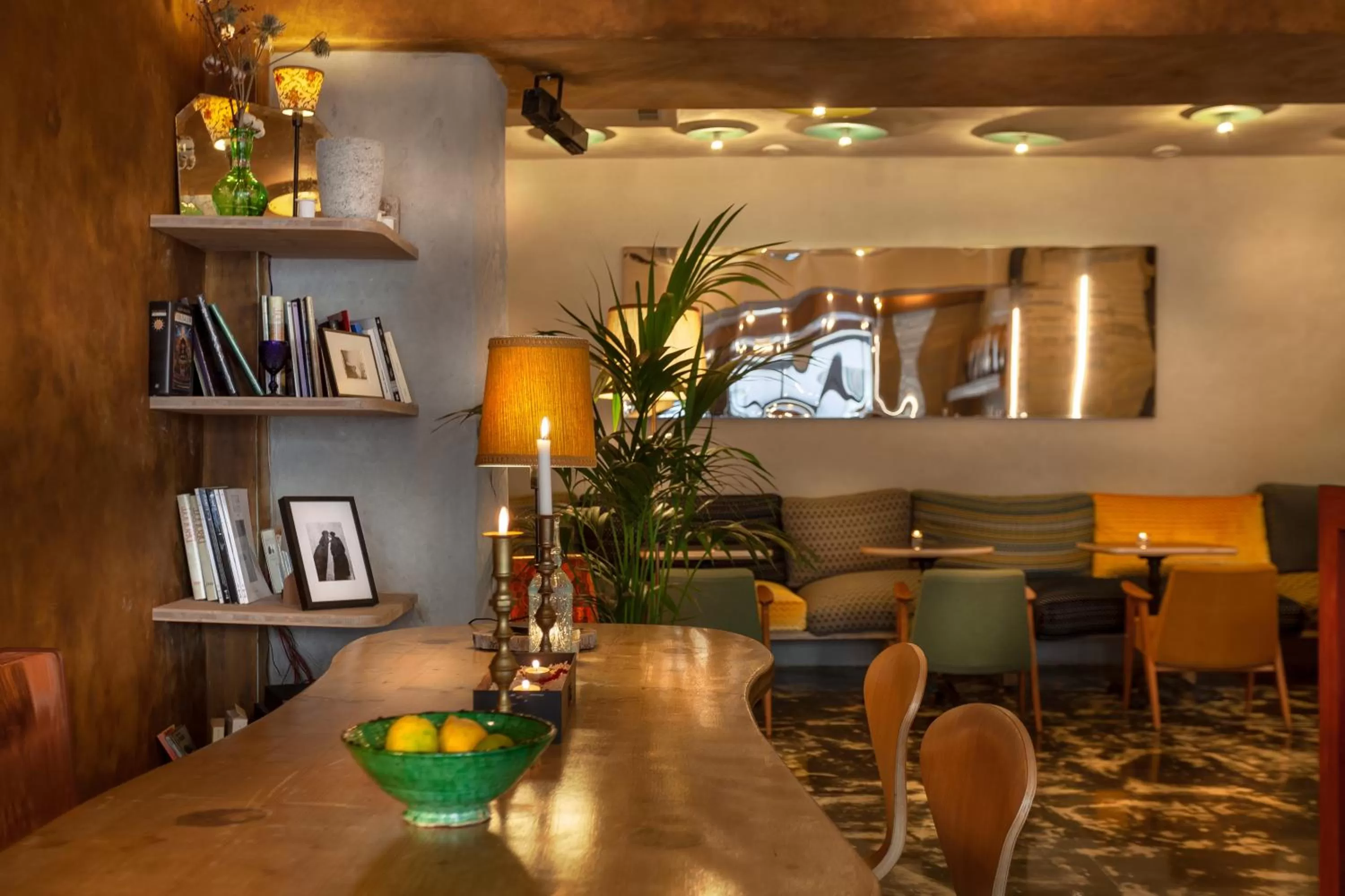 Restaurant/places to eat in Hôtel La Nouvelle République & Hammam