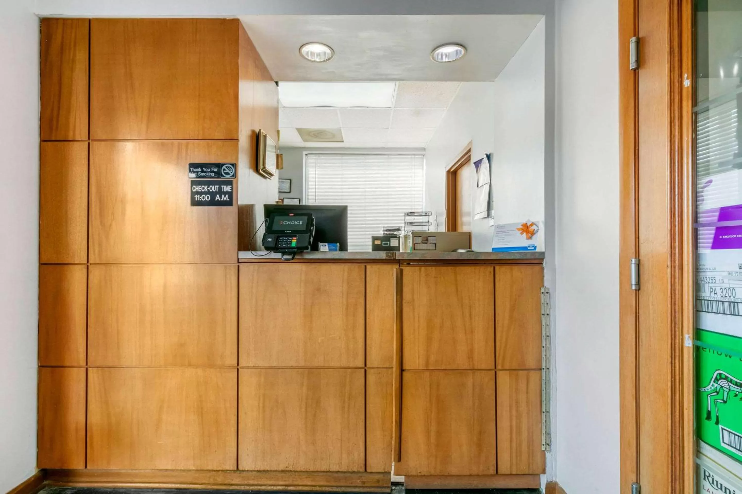 Lobby or reception in Rodeway Inn Kingston Springs