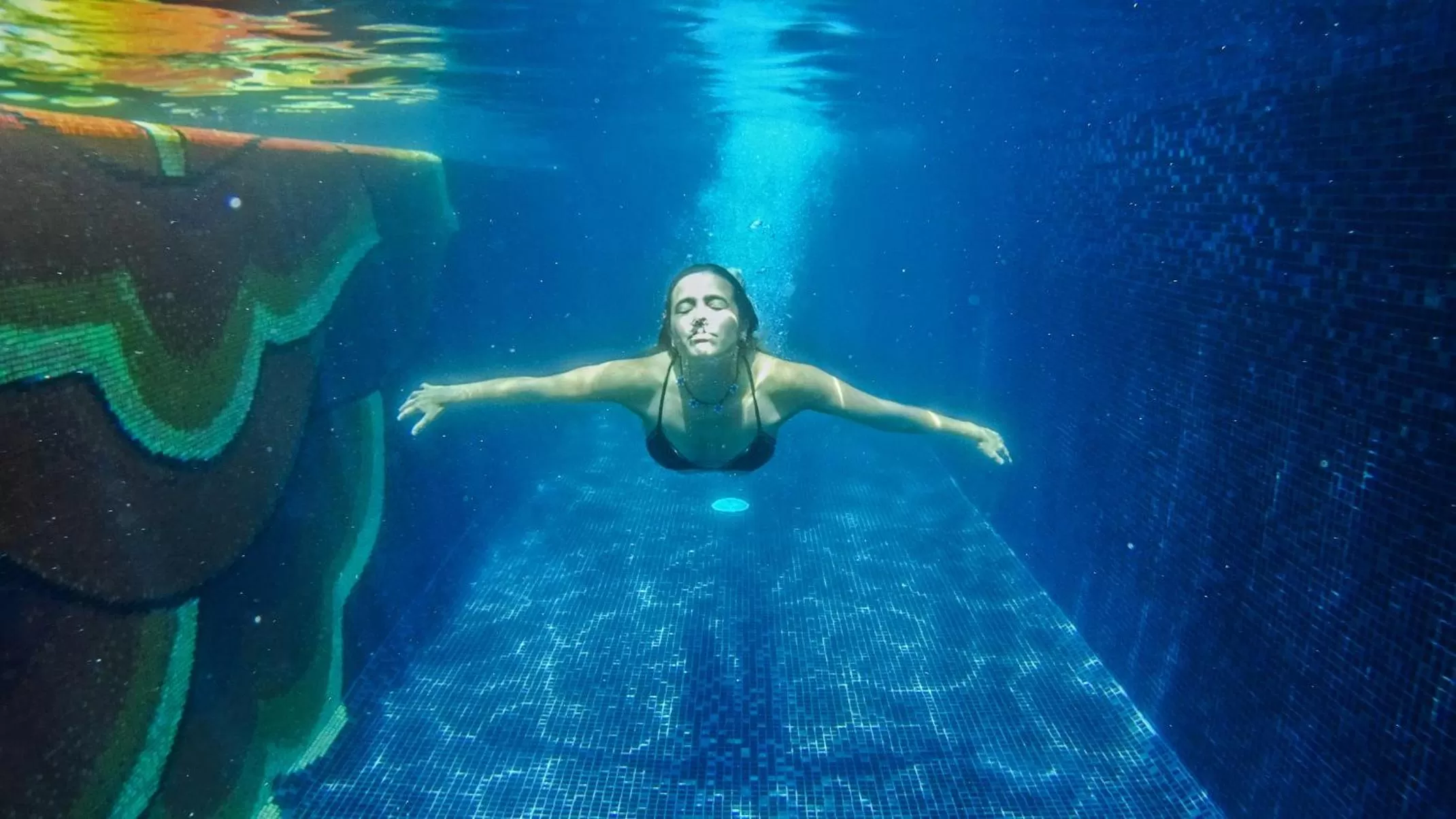 Swimming pool in Cabane Container Hotel - ADULTS ONLY