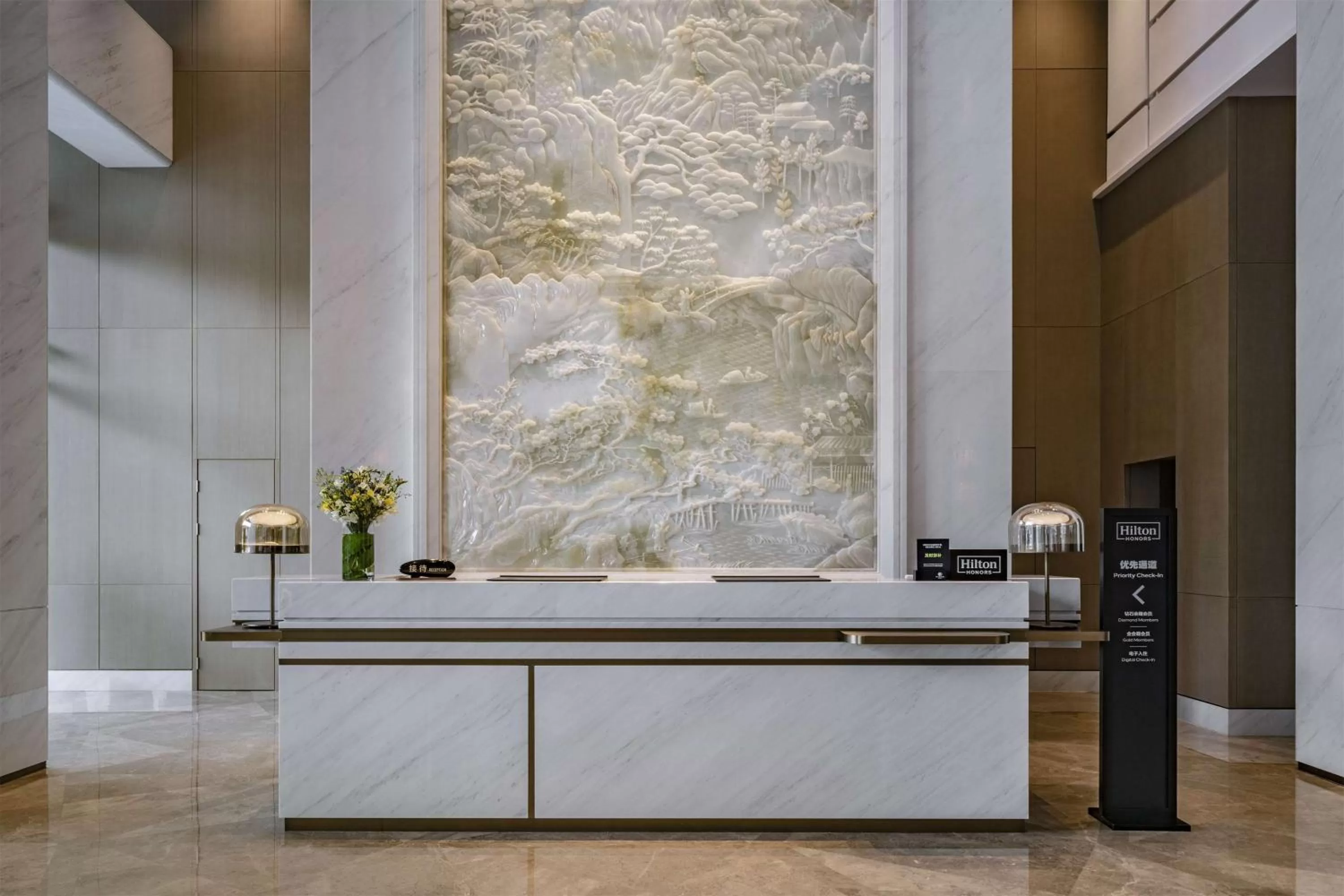 Lobby or reception in DoubleTree By Hilton Shenzhen Nanshan Hotel & Residences