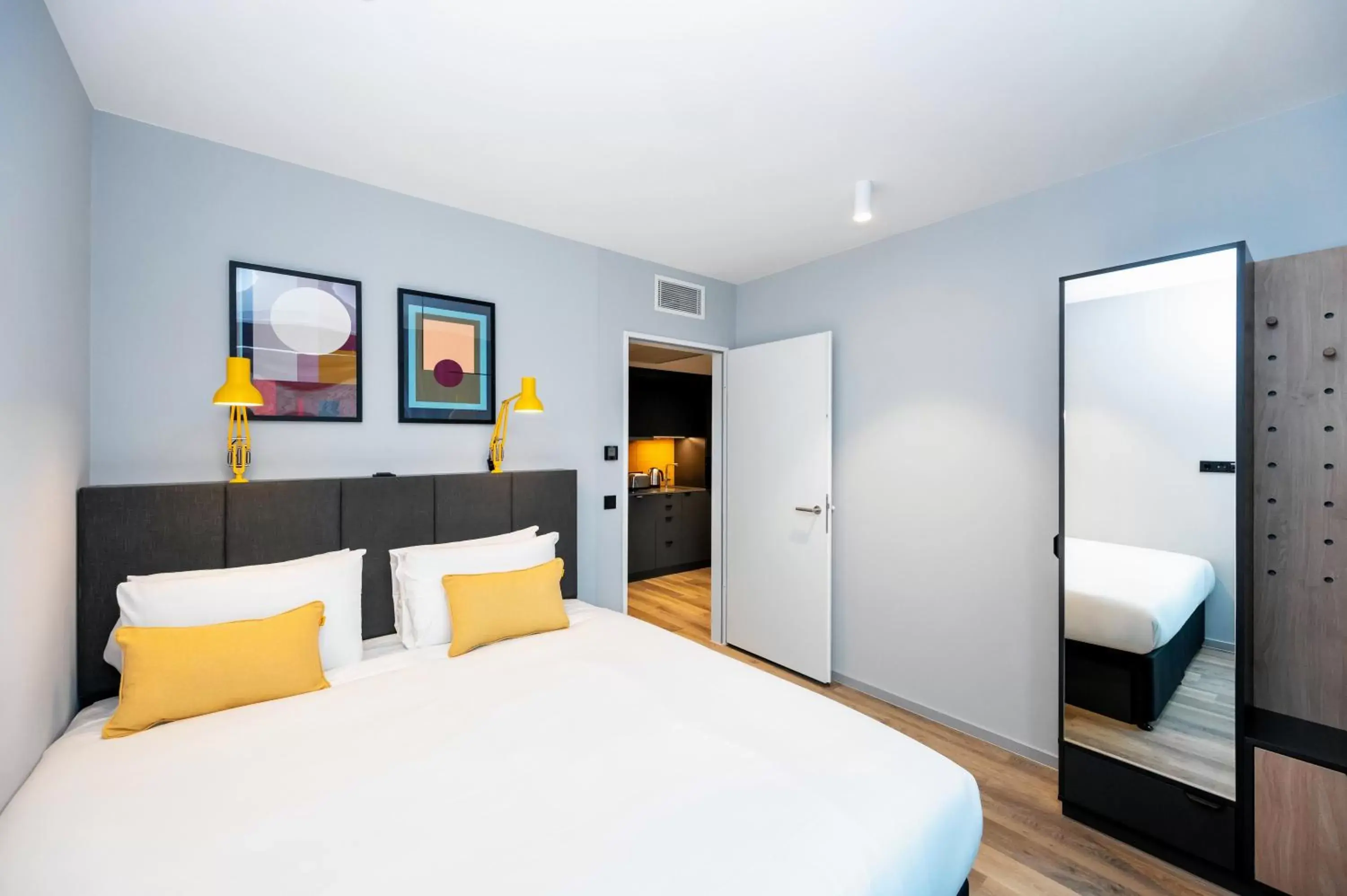 One Bed Accessible in Staycity Aparthotels Frankfurt Airport One Bed Accessible in Staycity Aparthotels Frankfurt Airport