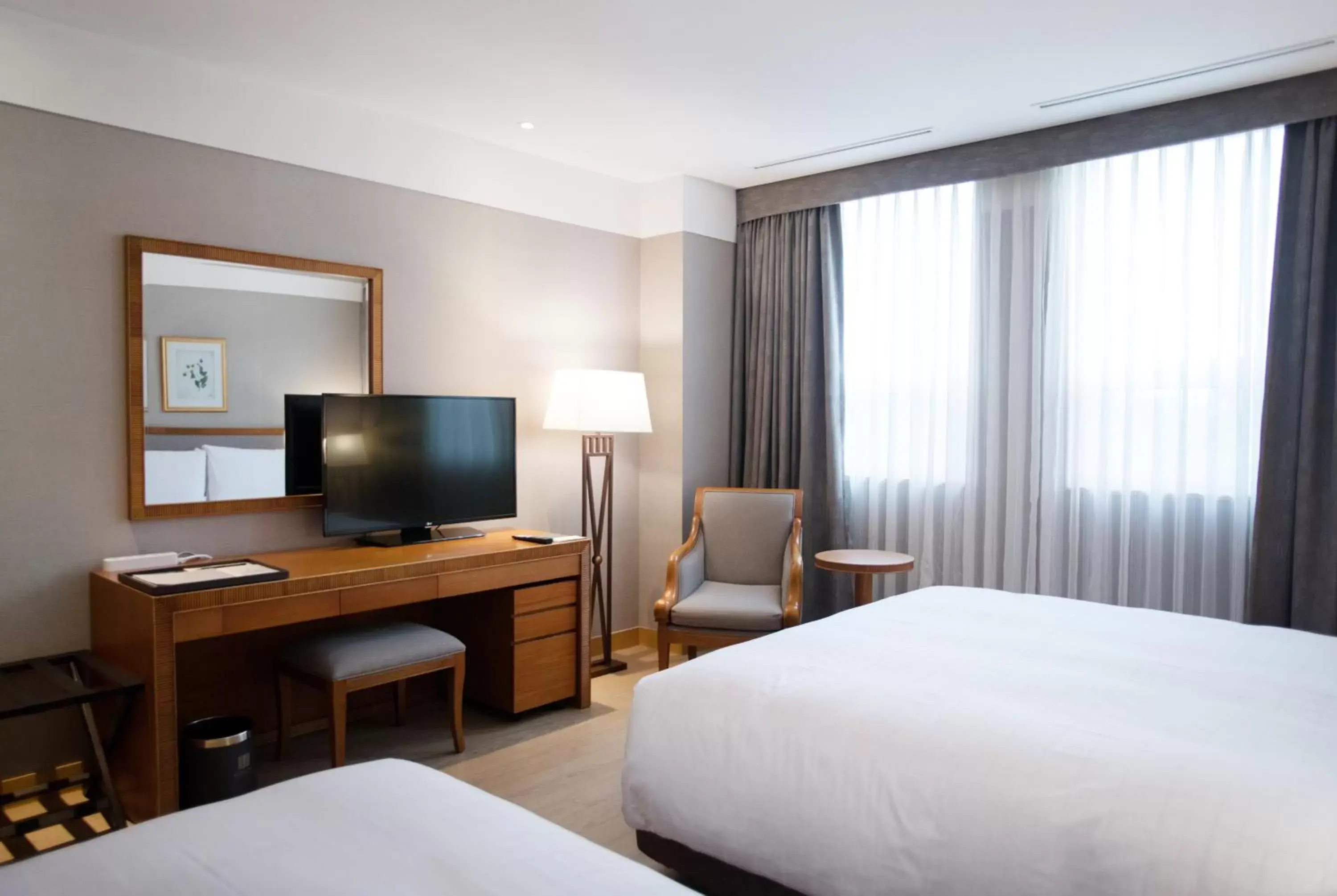 Superior Twin Room in Mayfield Hotel Seoul Superior Twin Room in Mayfield Hotel Seoul