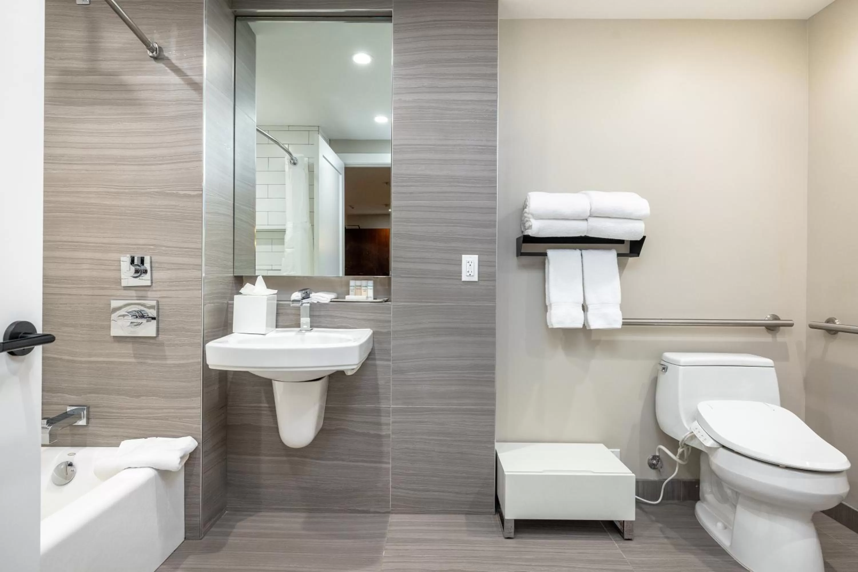 Bathroom in Infinity Hotel San Francisco, Tapestry Collection by Hilton