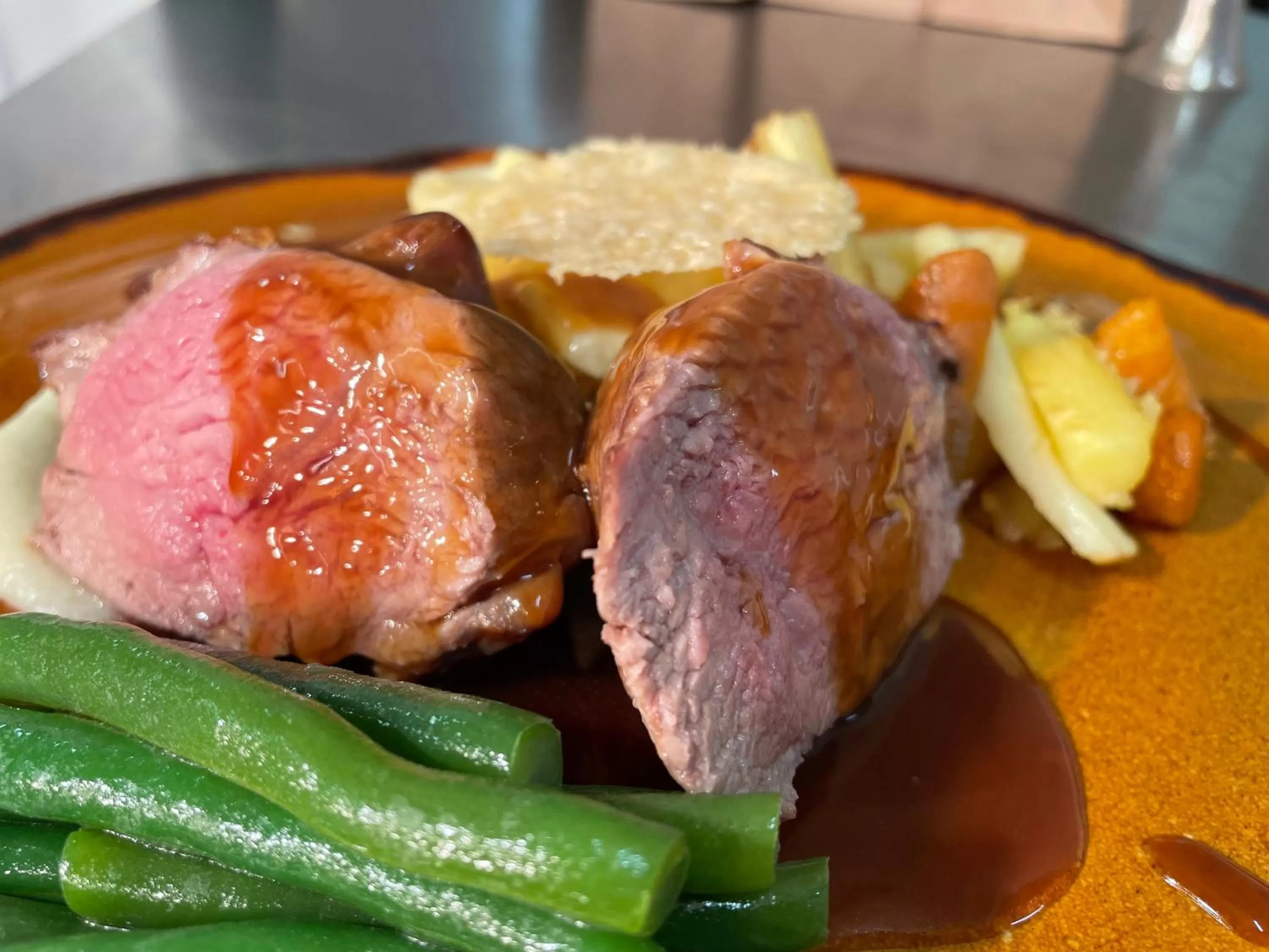 Food and drinks in Caerwylan Hotel