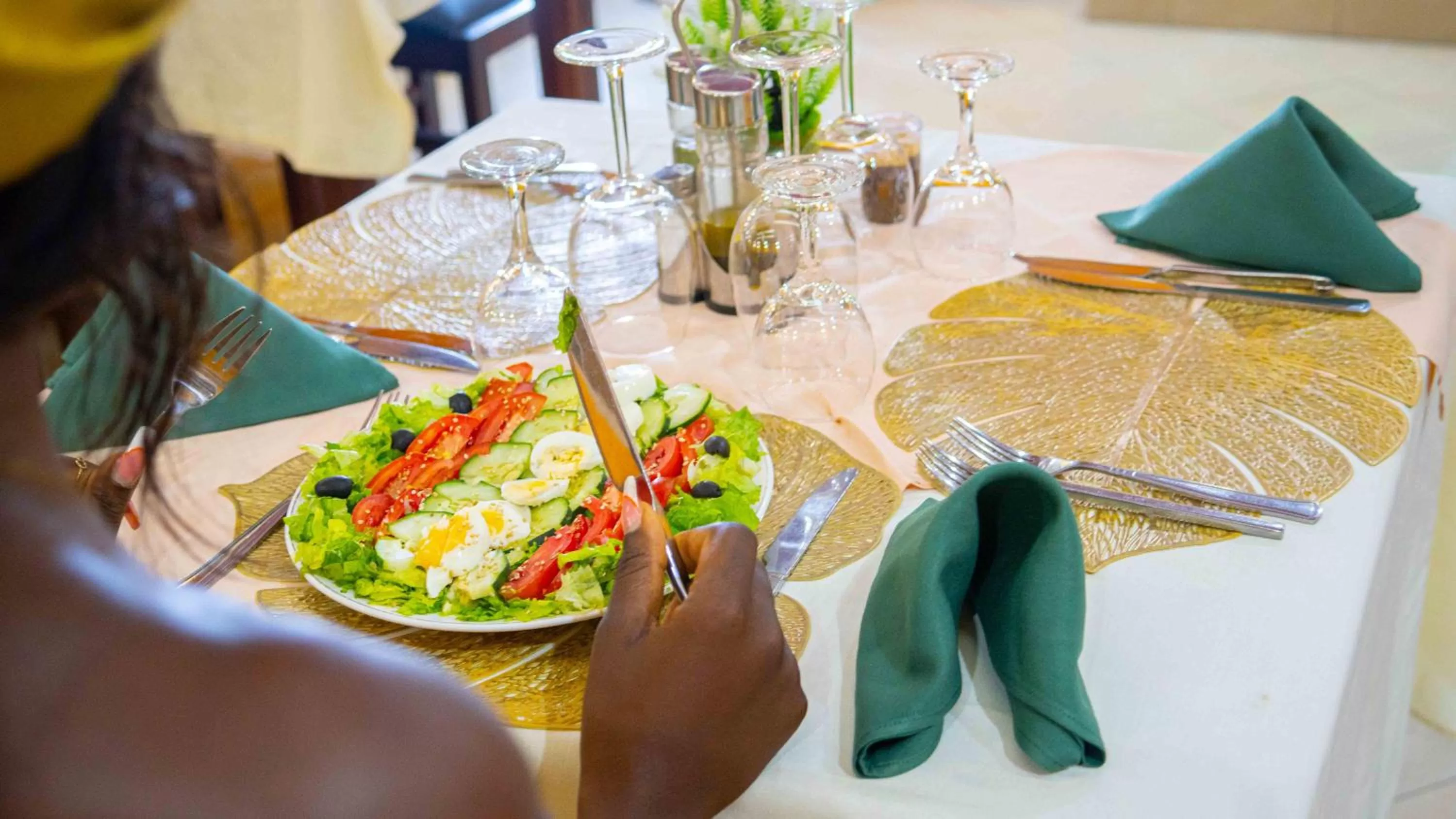 Restaurant/places to eat in La Vallée de Bana