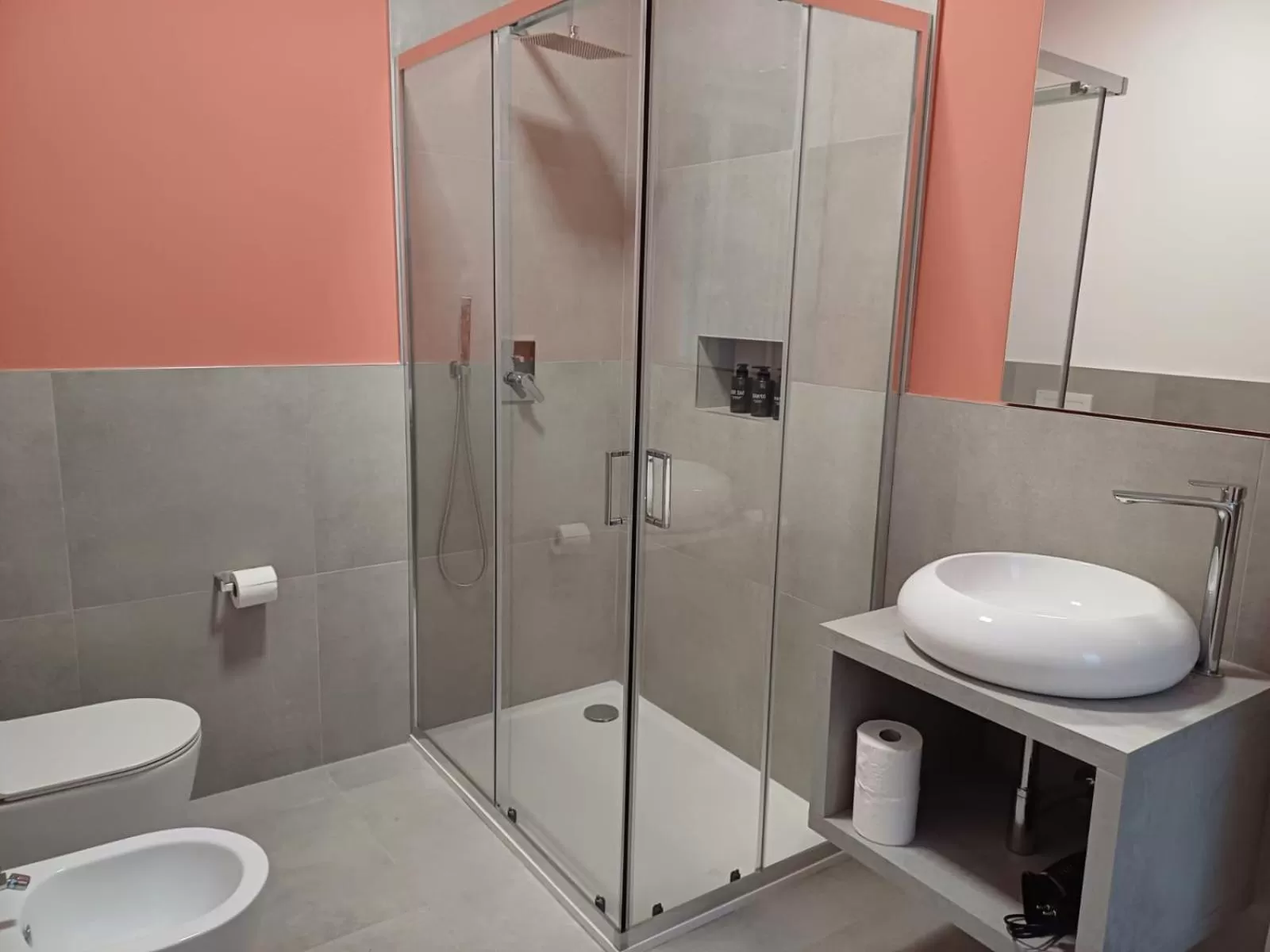 Shower, Bathroom in B&B NAR