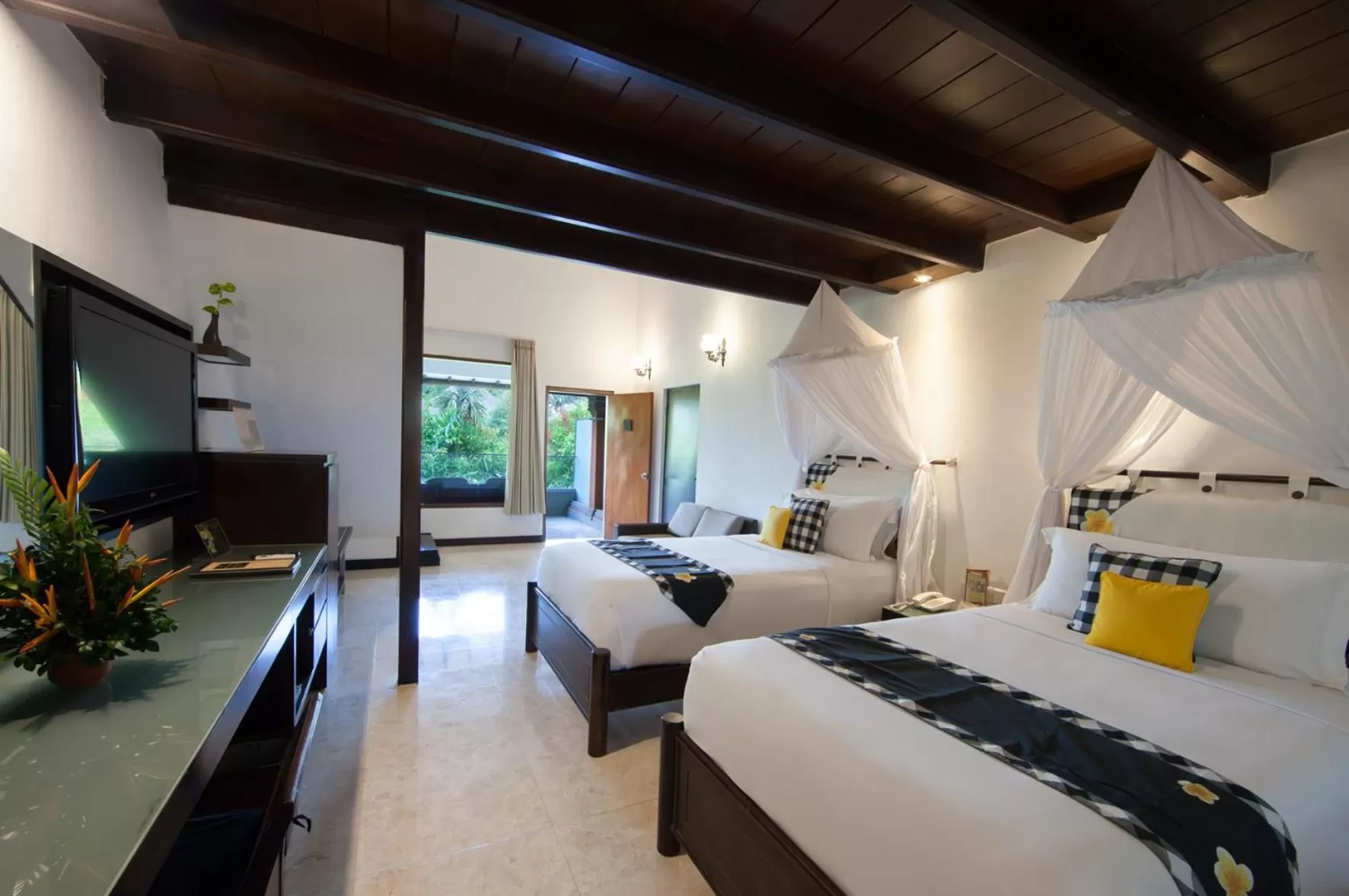 Photo of the whole room, Bed in Legian Beach Hotel