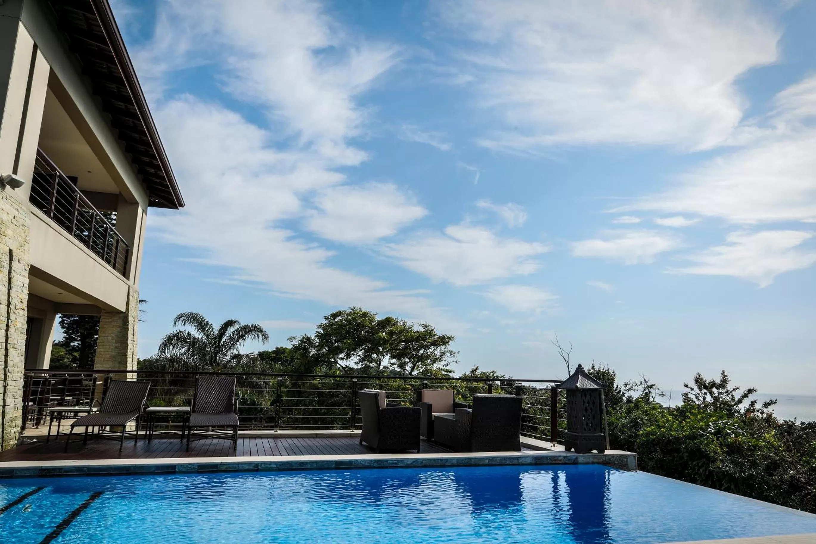Swimming pool in Endless Horizons Boutique Hotel