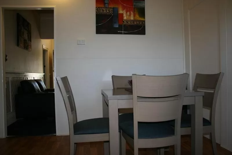 Dining area in Noah's Mid City Motor Inn Muswellbrook