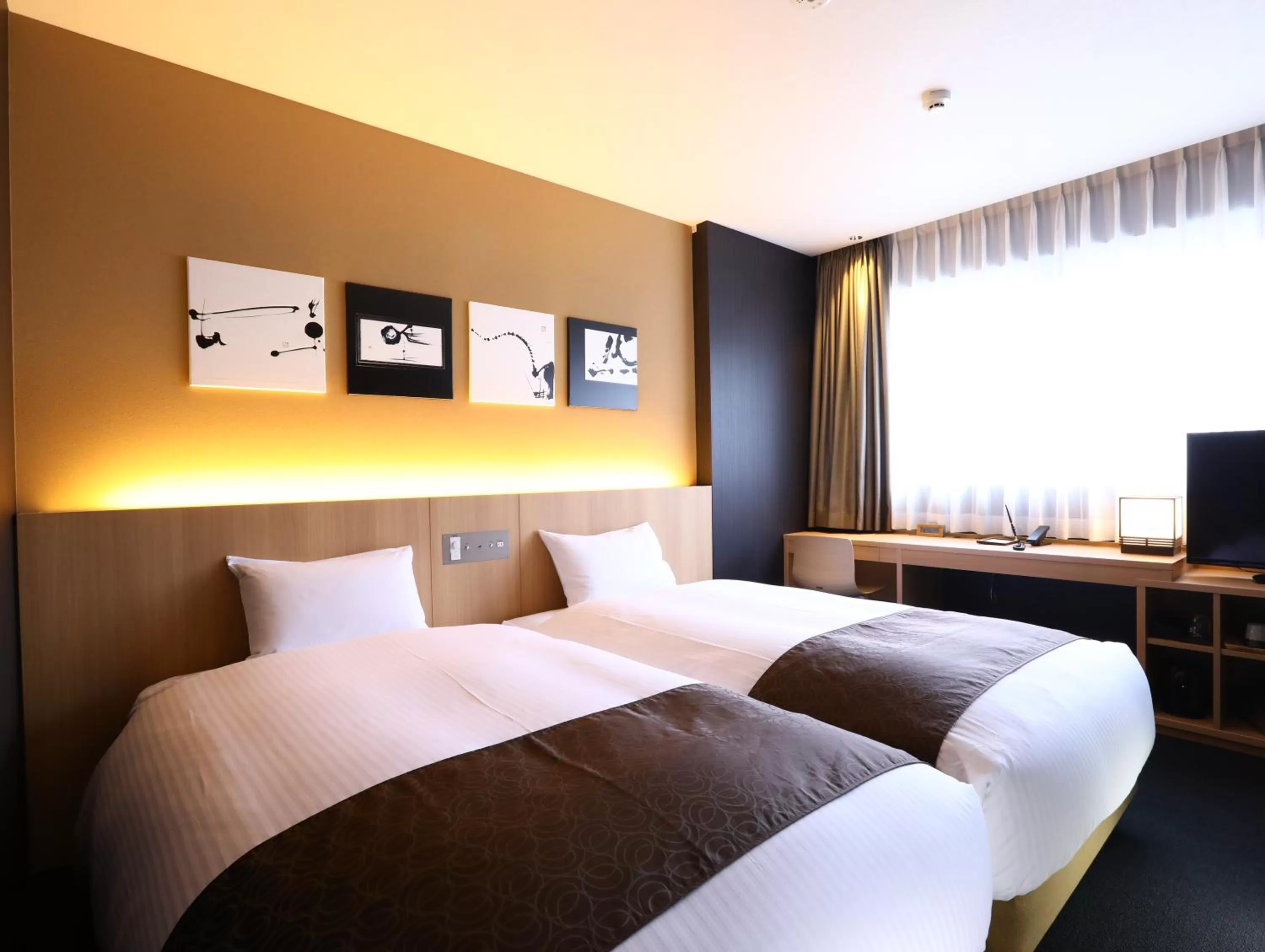 Bed in Hotel Wing International Kyoto - Shijo Karasuma