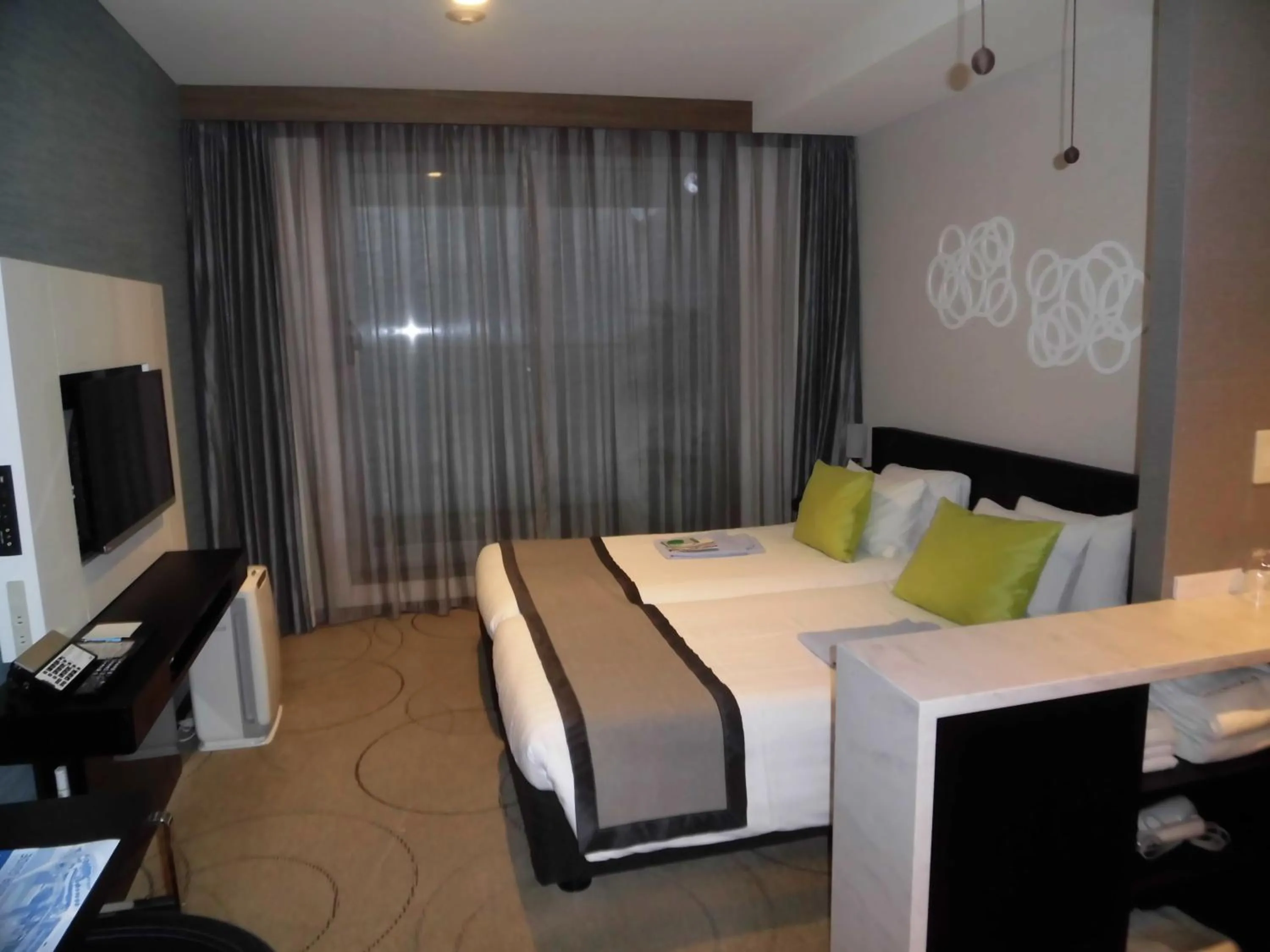 Photo of the whole room, Bed in Futakotamagawa Excel Hotel Tokyu