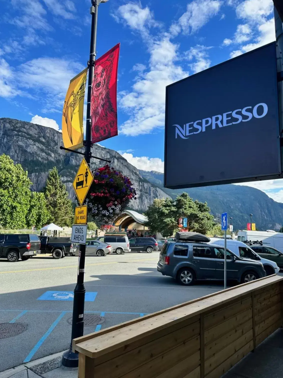 August Jack Inn August Jack Inn