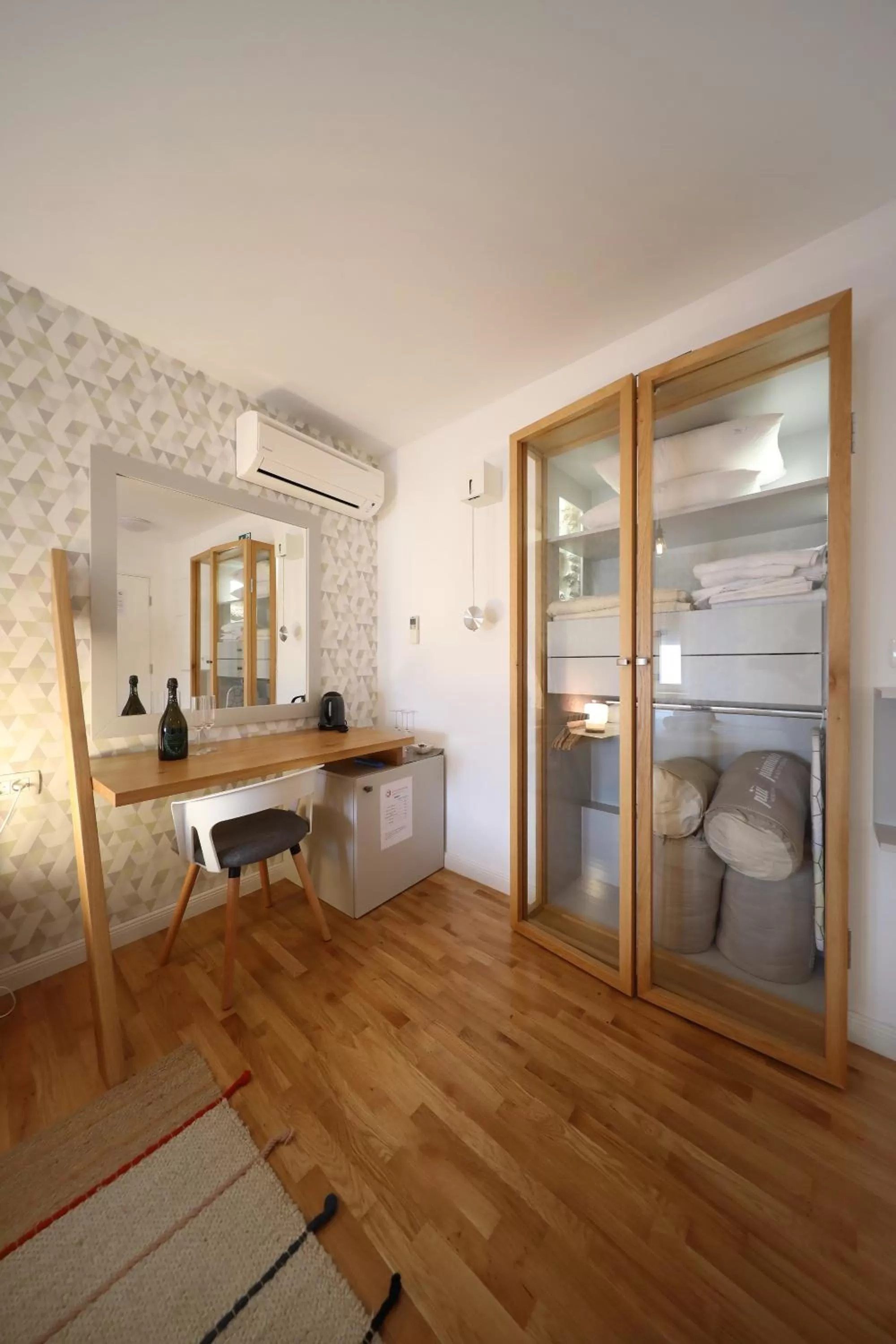 Seating area in Central Apartments Integrated Hotel