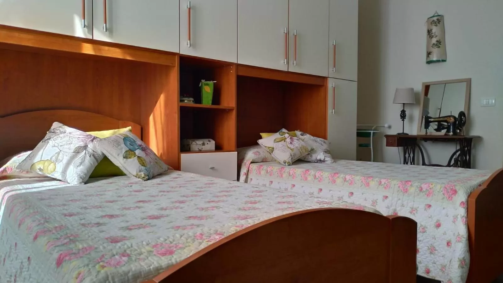 Bedroom, Bed in La Casa Tra Gli Ulivi