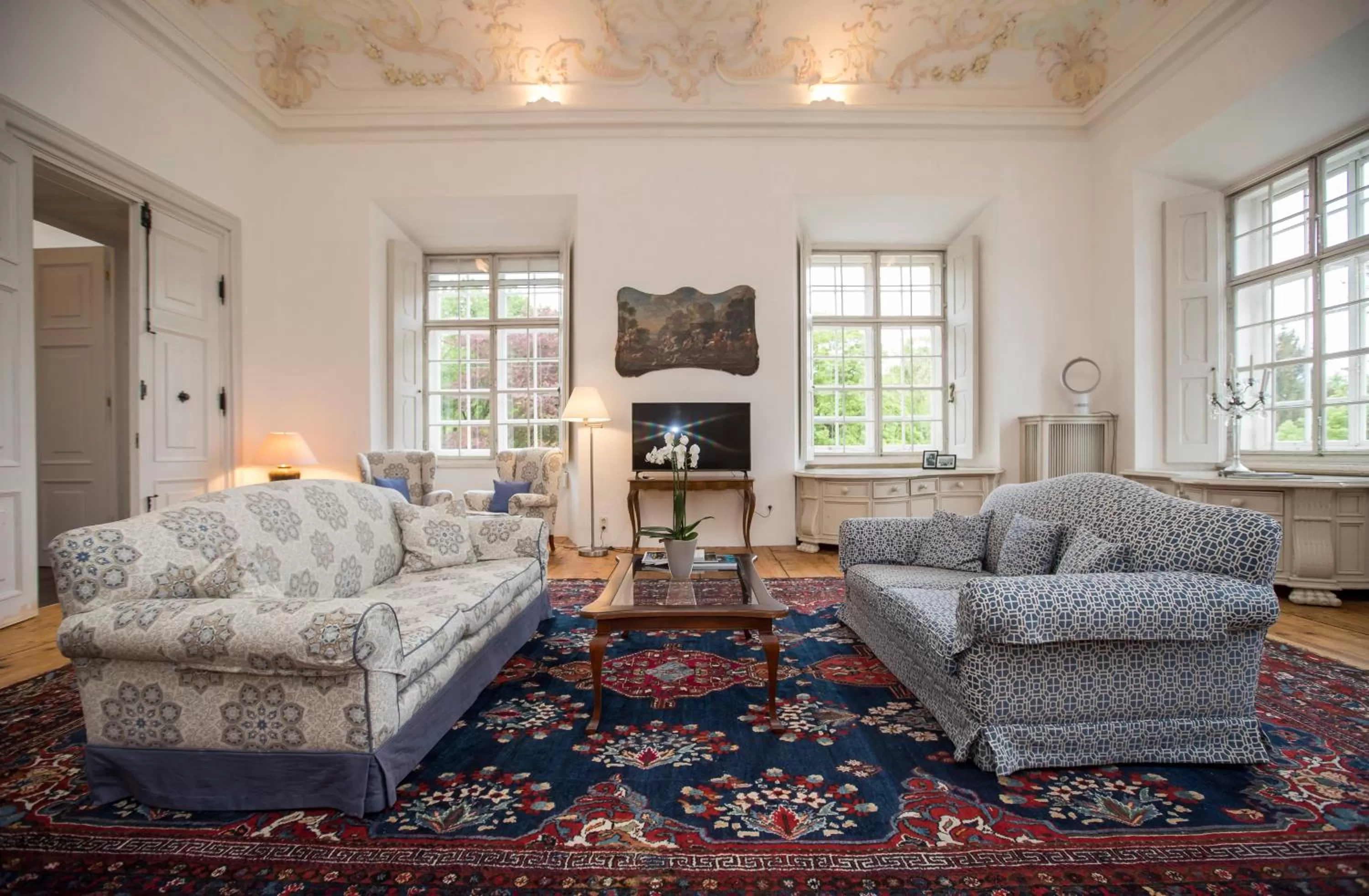 Photo of the whole room in Hotel Schloss Leopoldskron