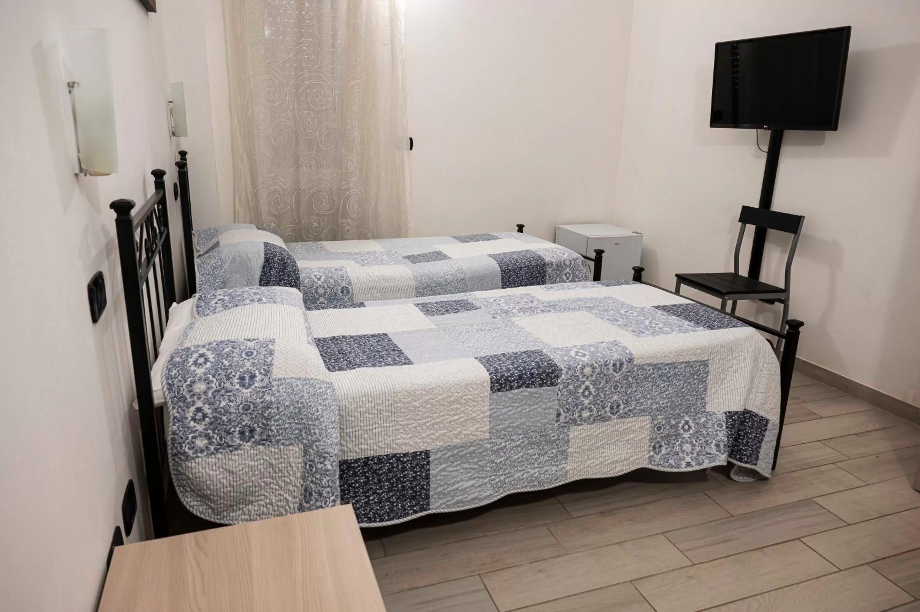 Photo of the whole room in Il Giardino dell'Eden