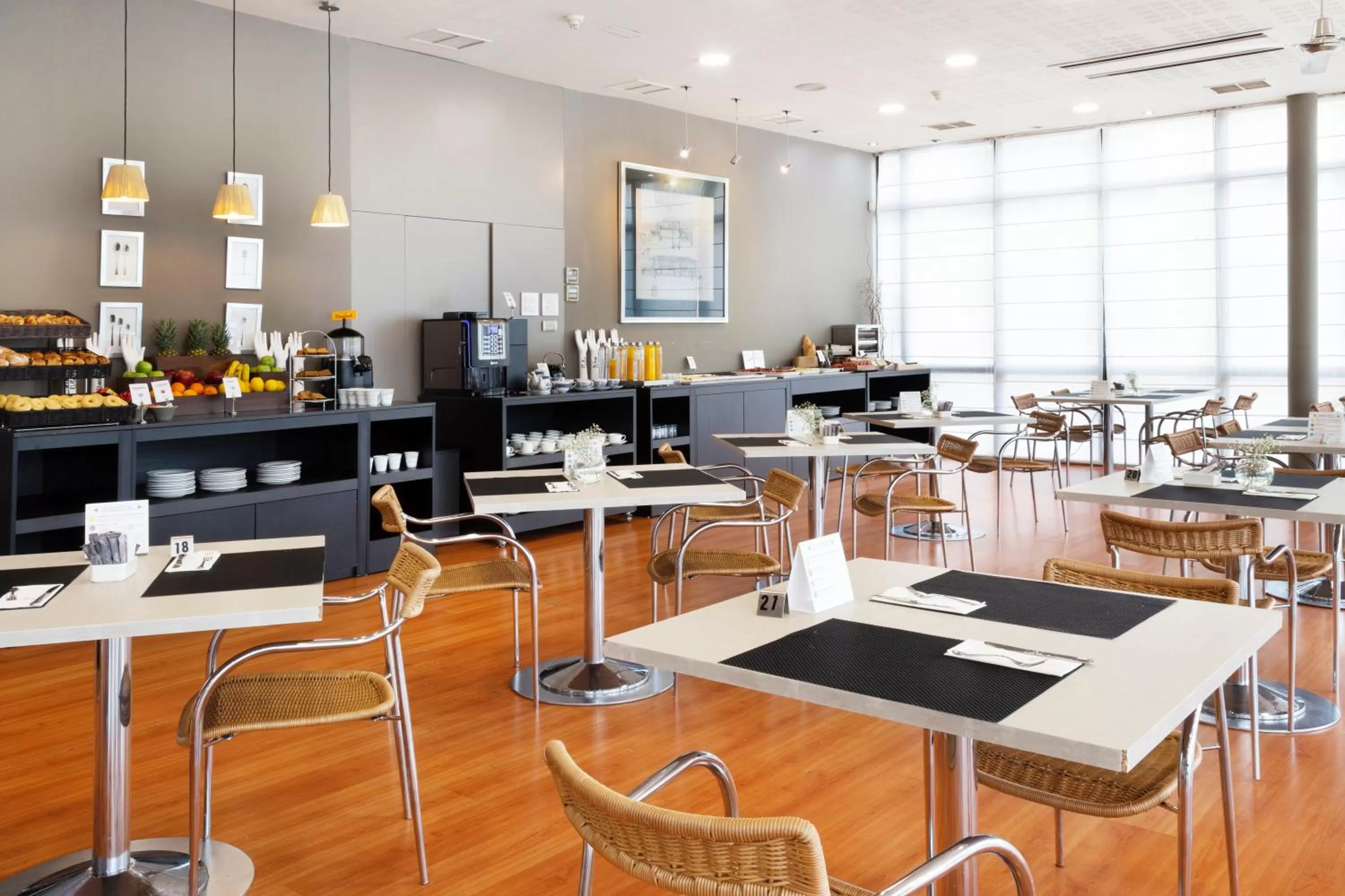 Buffet breakfast in Hotel Sercotel Tudela Bardenas