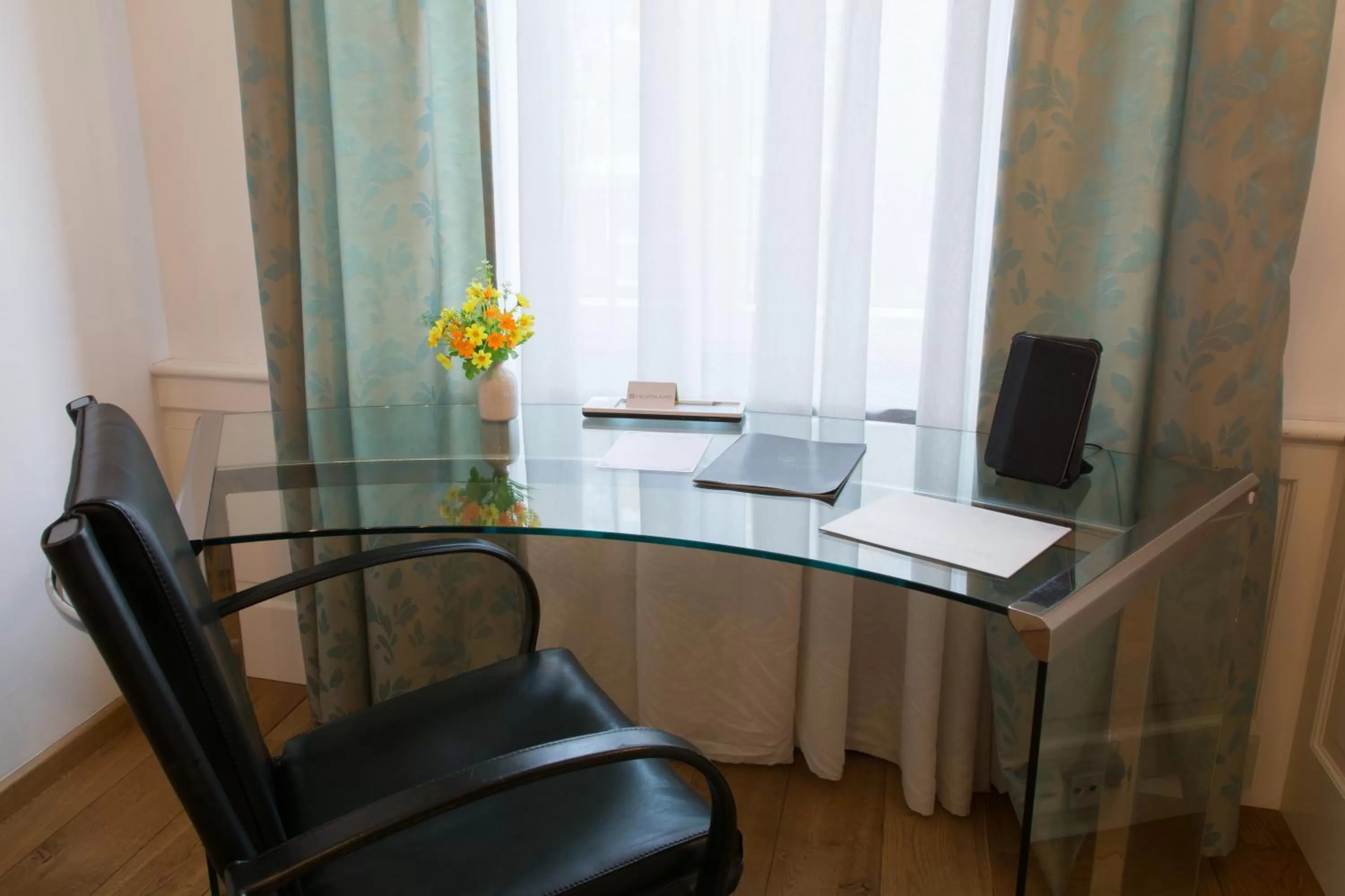 Photo of the whole room in Haven Hotels - Helvetia Suites