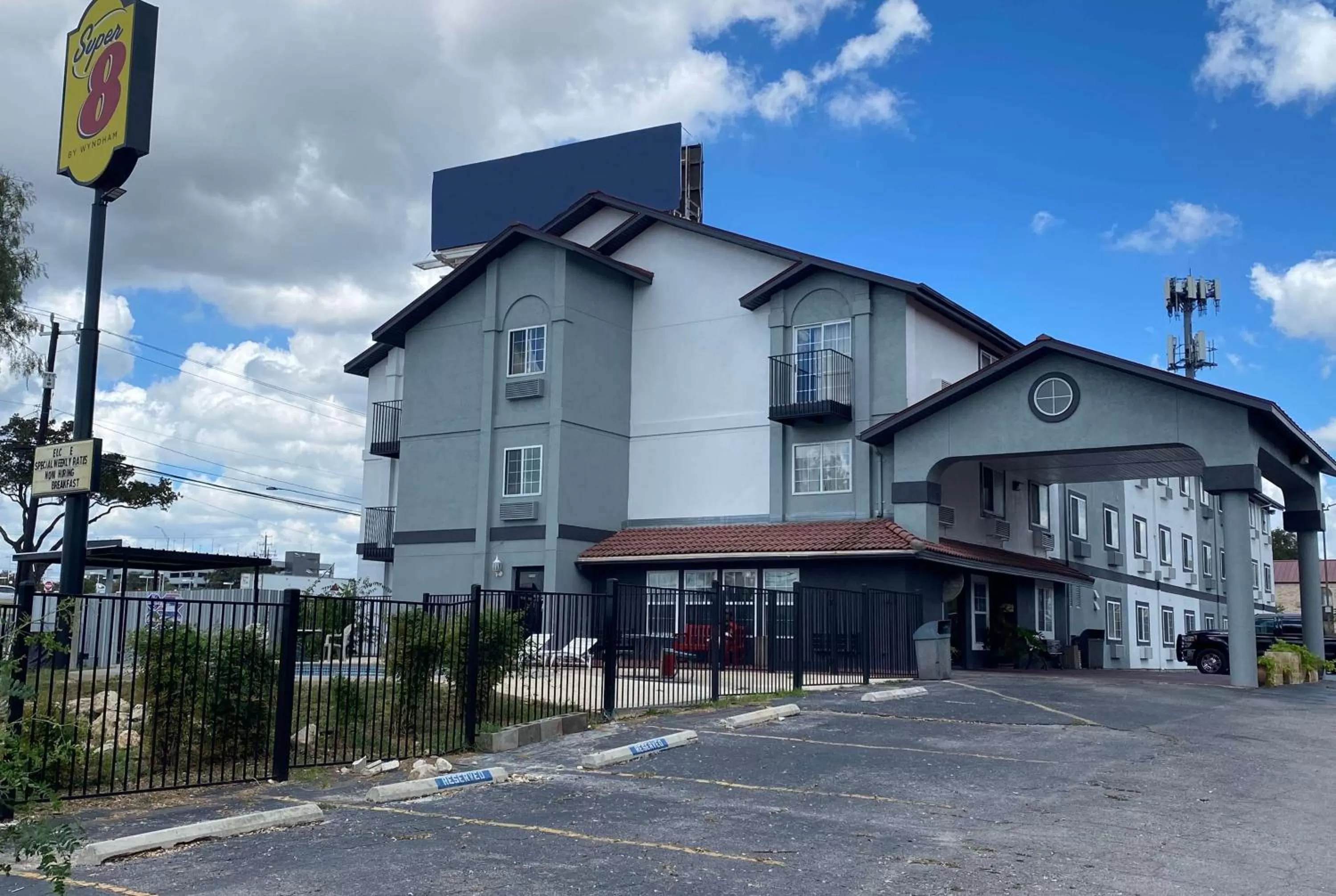 Property building in Super 8 by Wyndham San Antonio/Fiesta