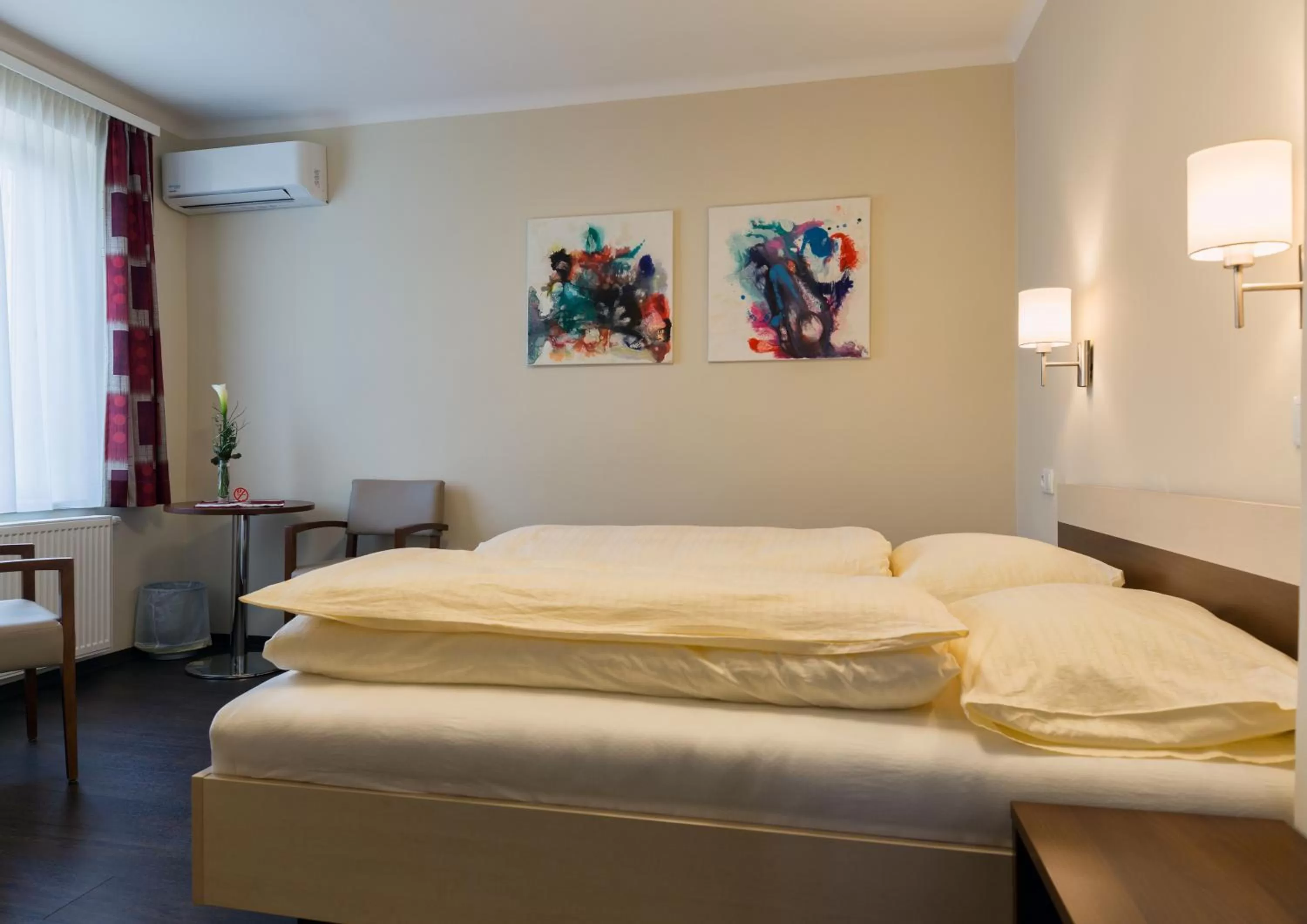 Bed in Hotel Guidassoni