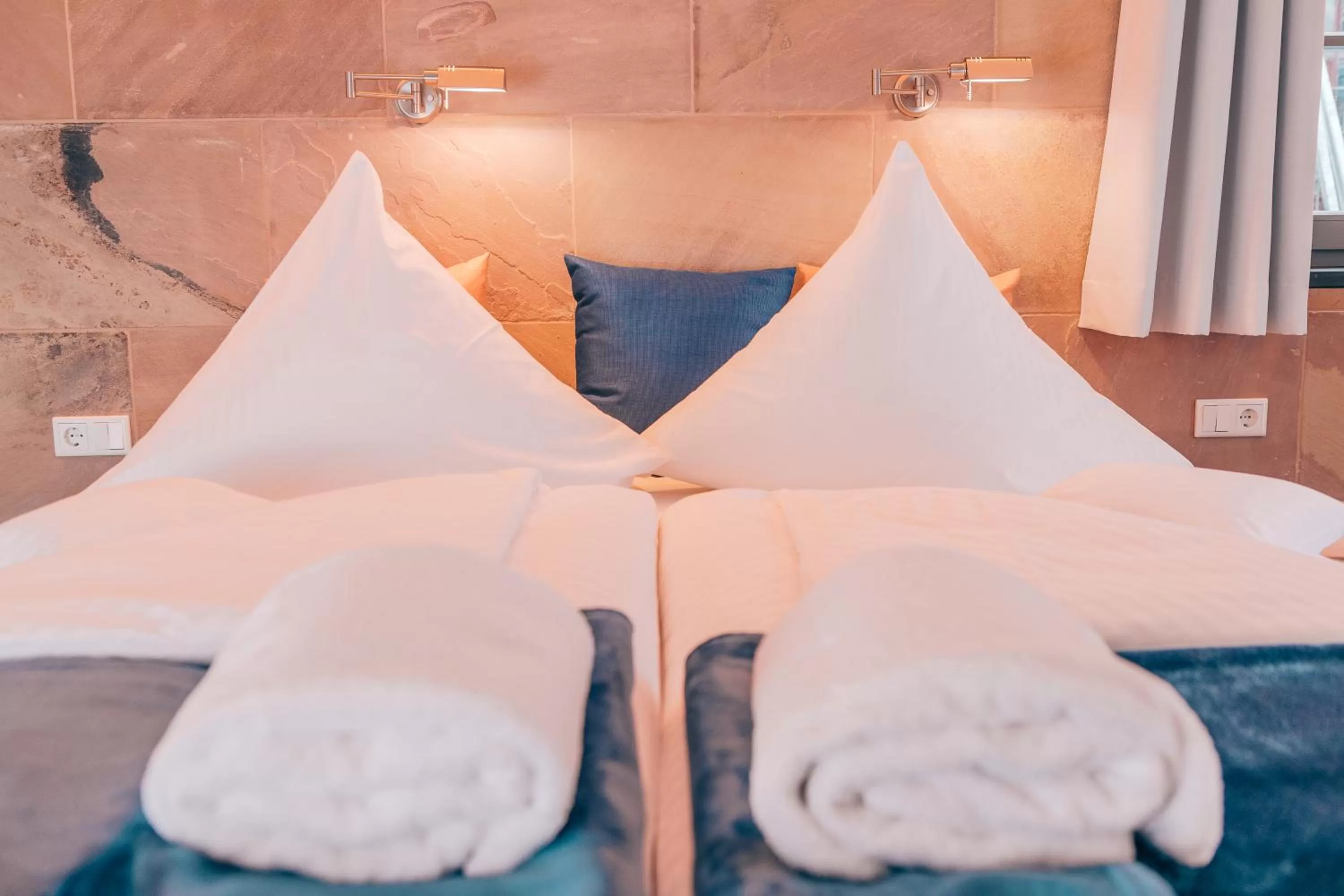 Photo of the whole room, Bed in Biohotel Kunstquartier