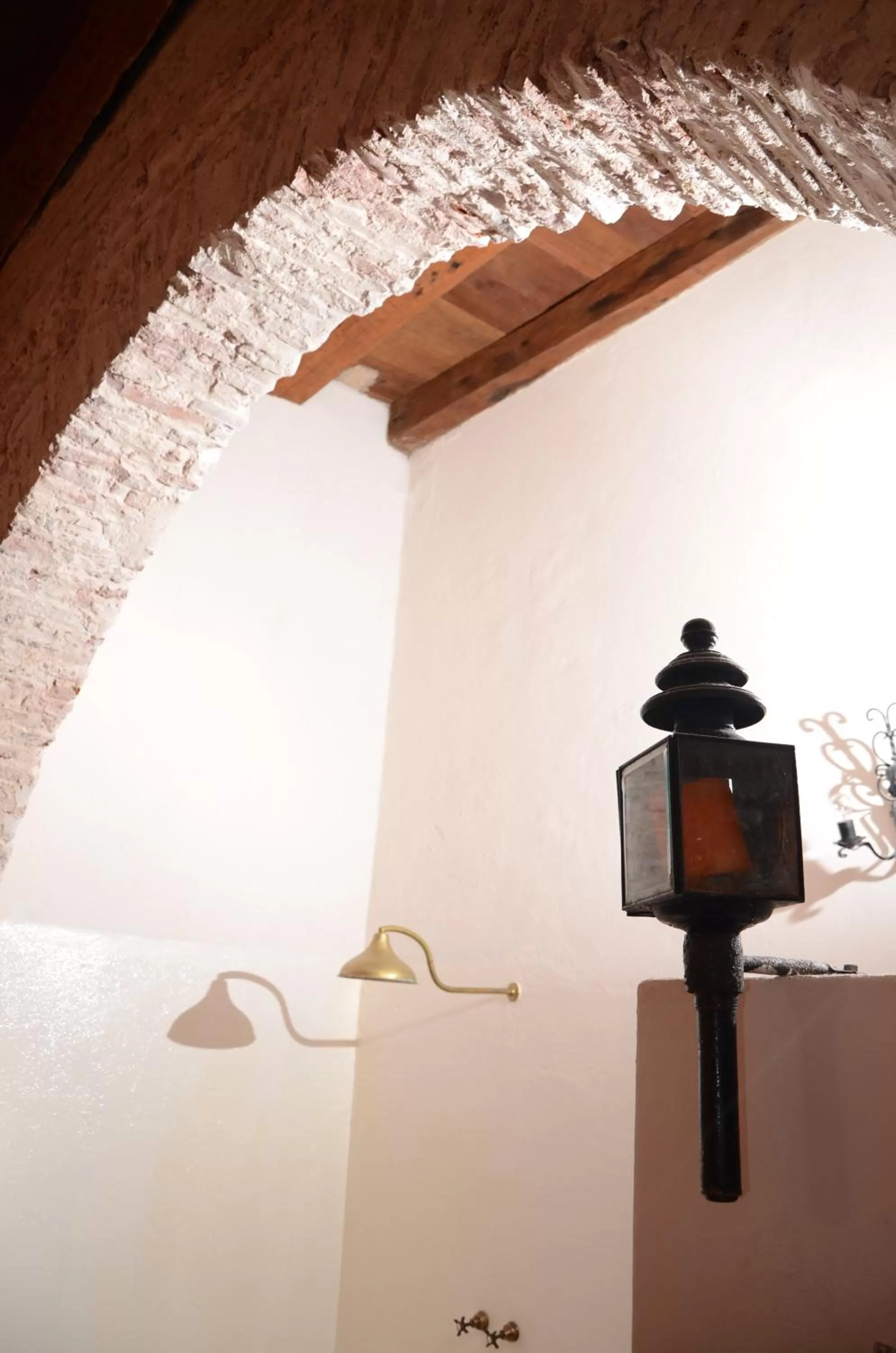 Decorative detail in Alfiz Hotel