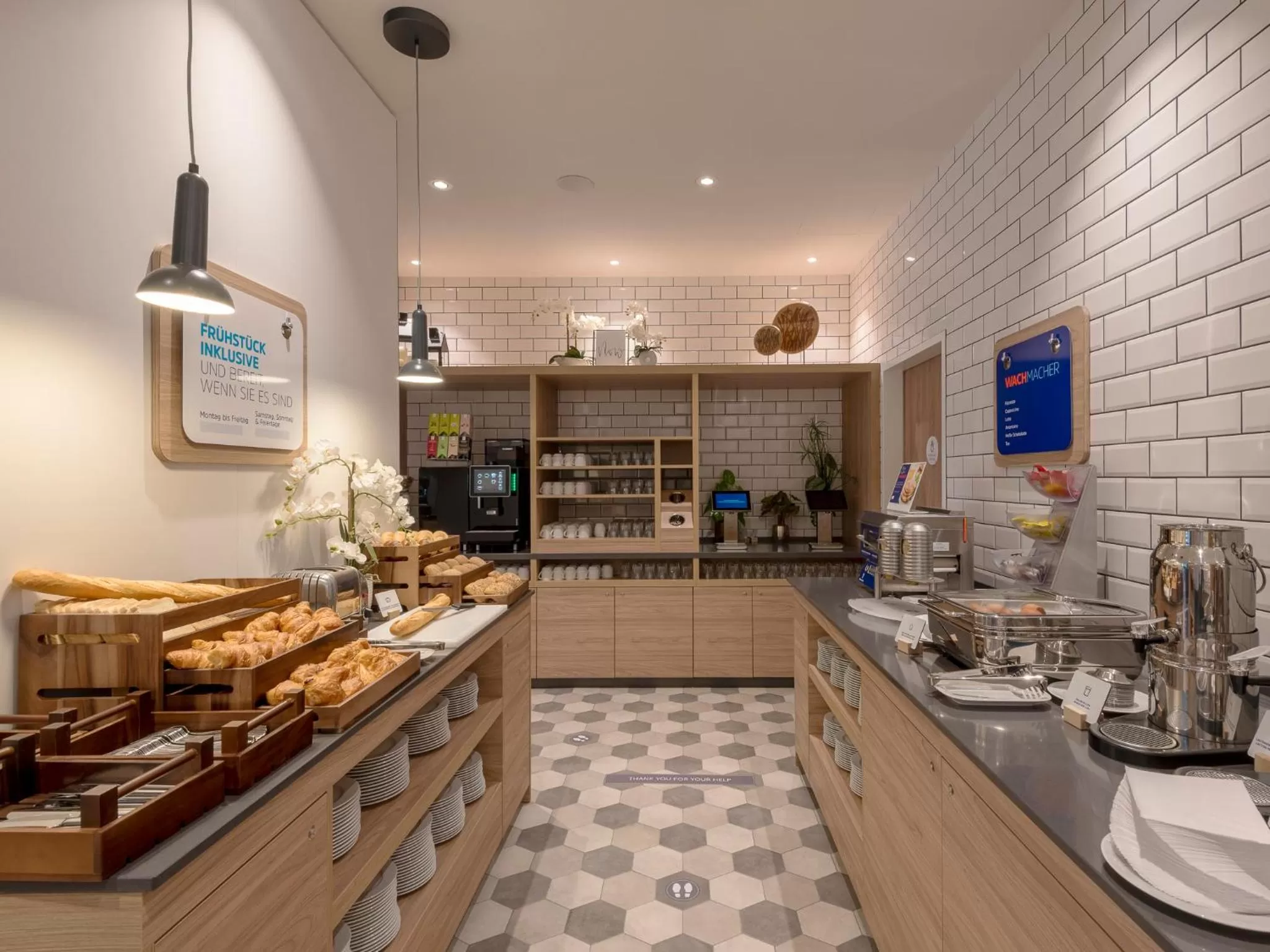 Restaurant/places to eat in Holiday Inn Express - Offenbach by IHG