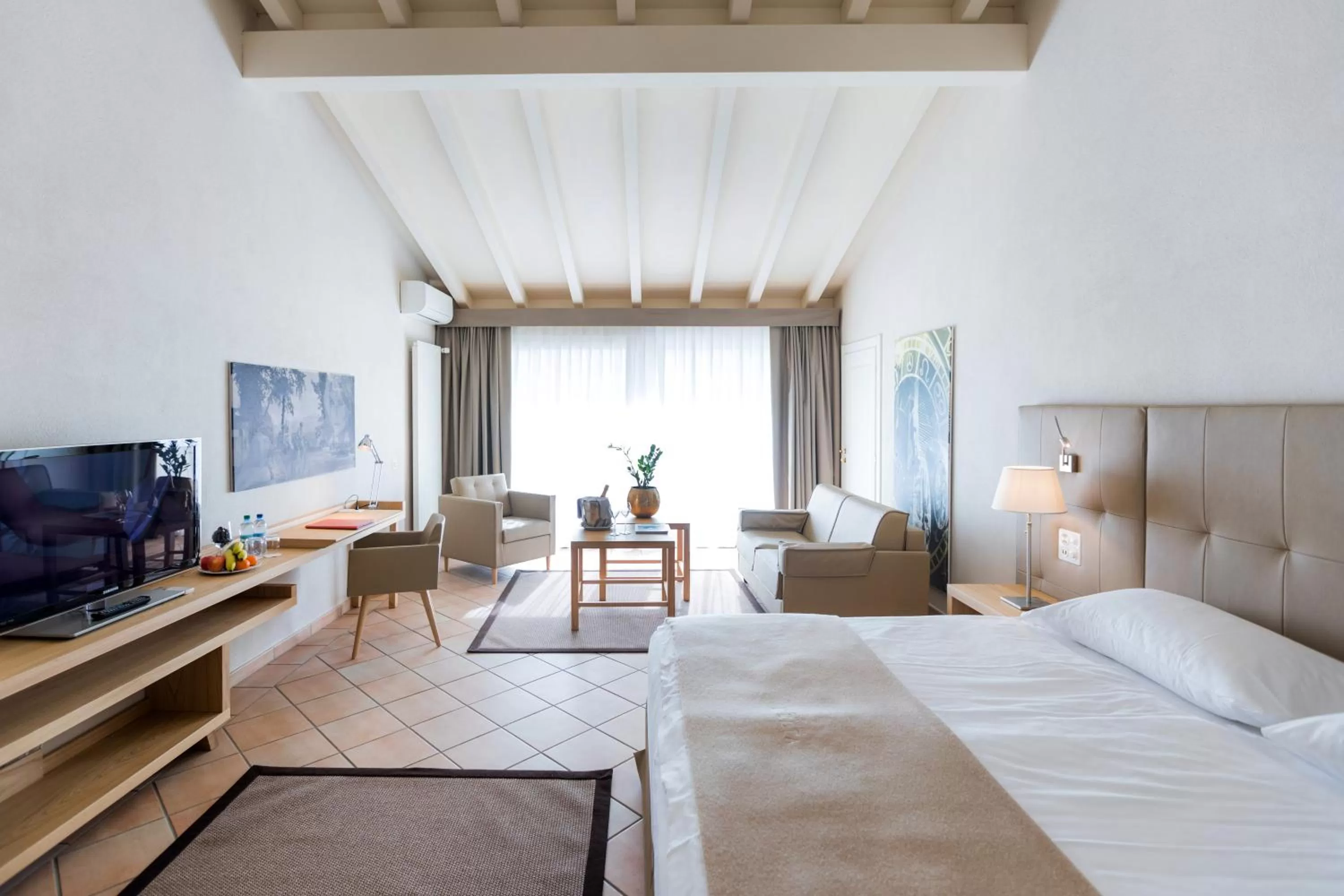 Photo of the whole room, Bed in Parkhotel Delta, Wellbeing Resort