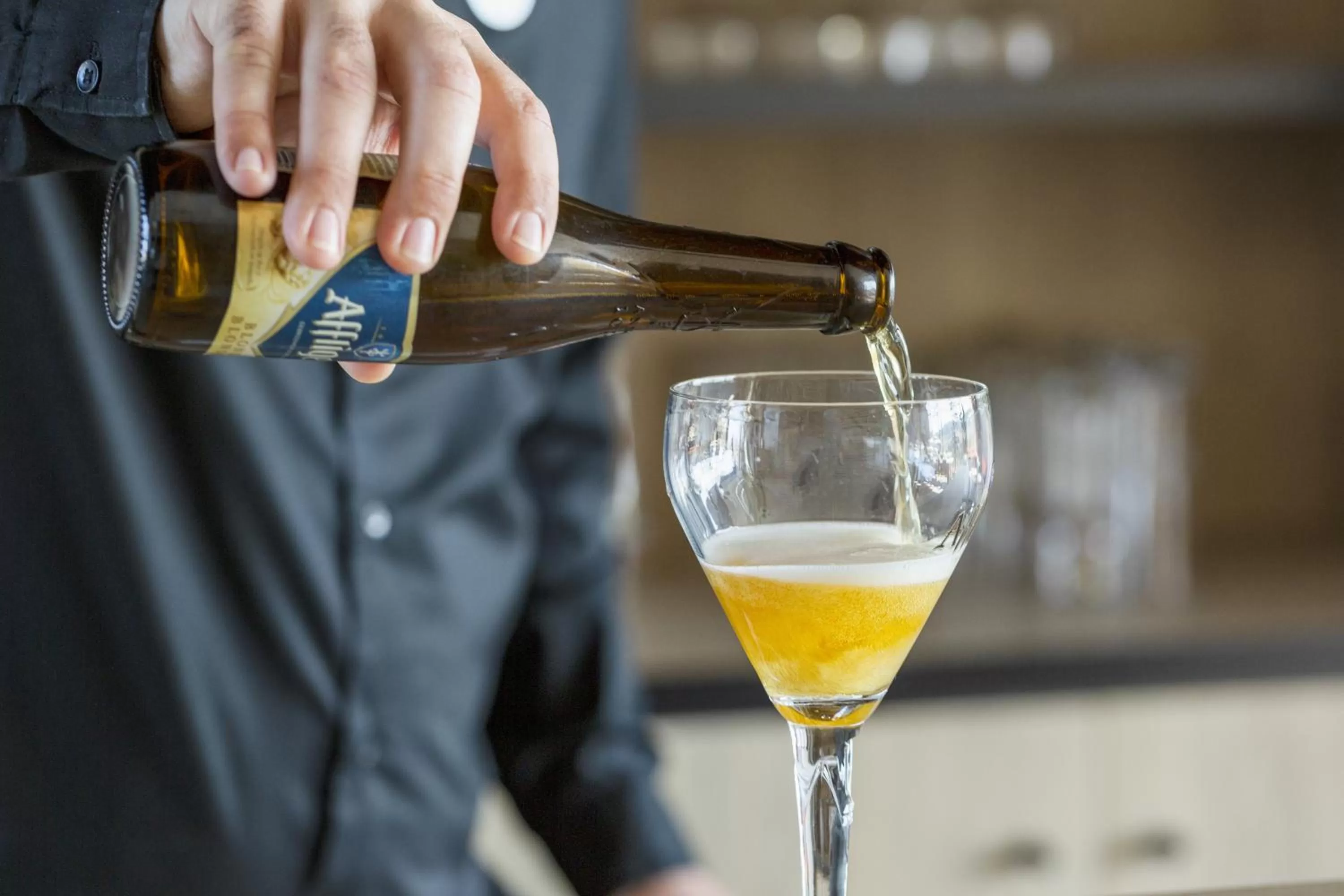 Lounge or bar in Campanile Chartres